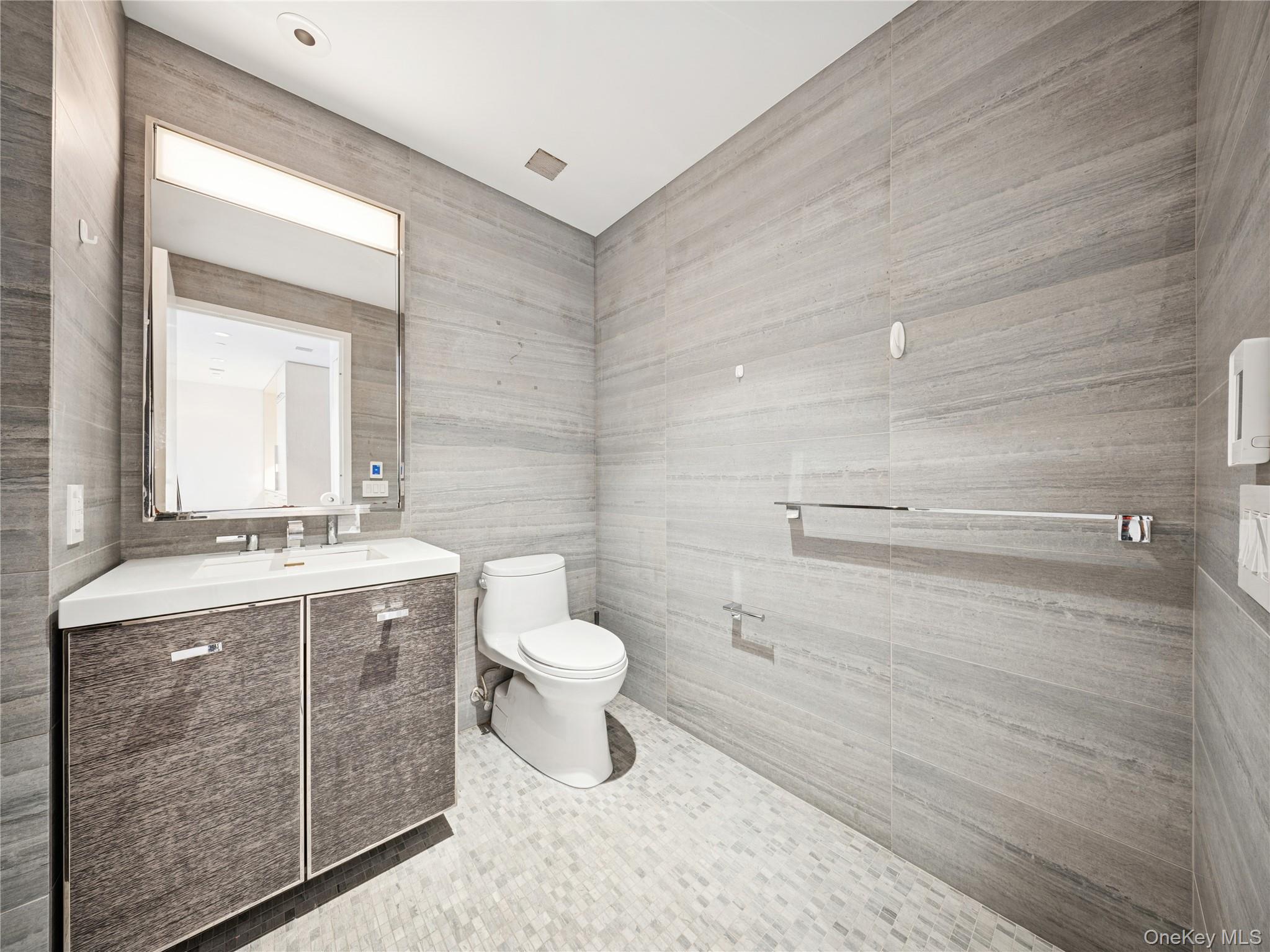252 South Street 68k Property Photo 14