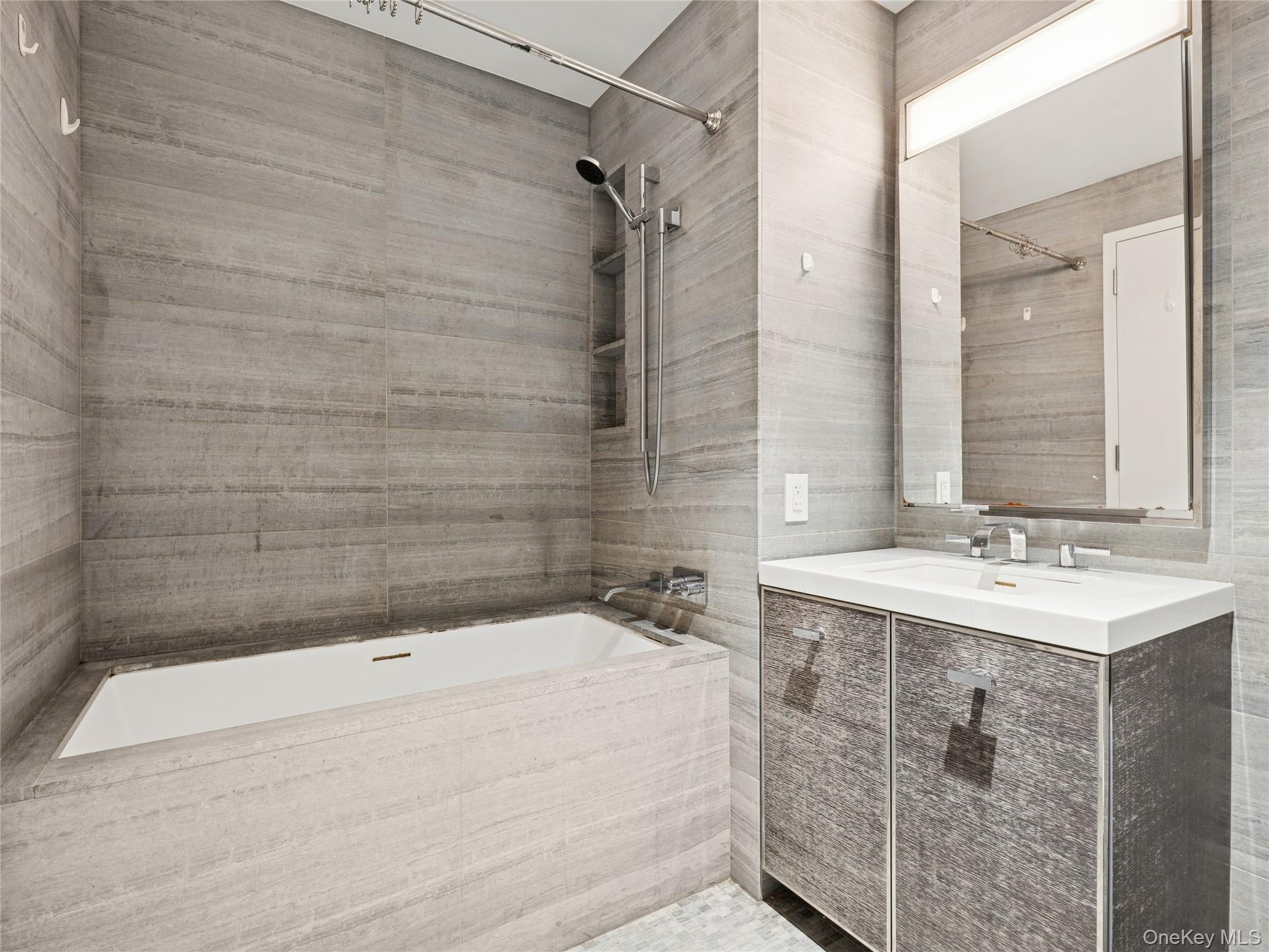 252 South Street 68k Property Photo 15