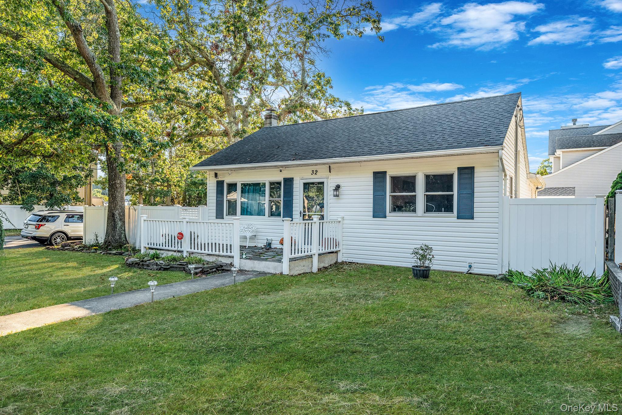 32 Pine Tree Drive Property Photo 2