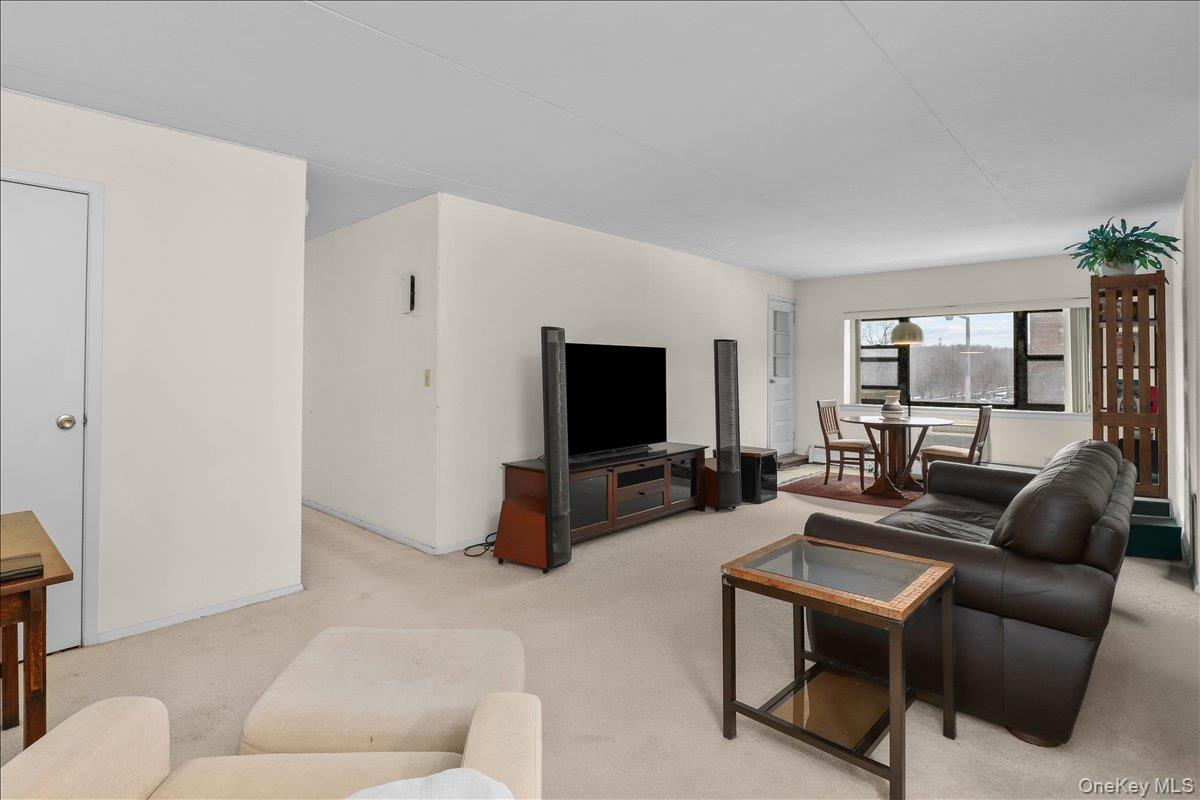 200 Diplomat Drive 3m Property Photo 8