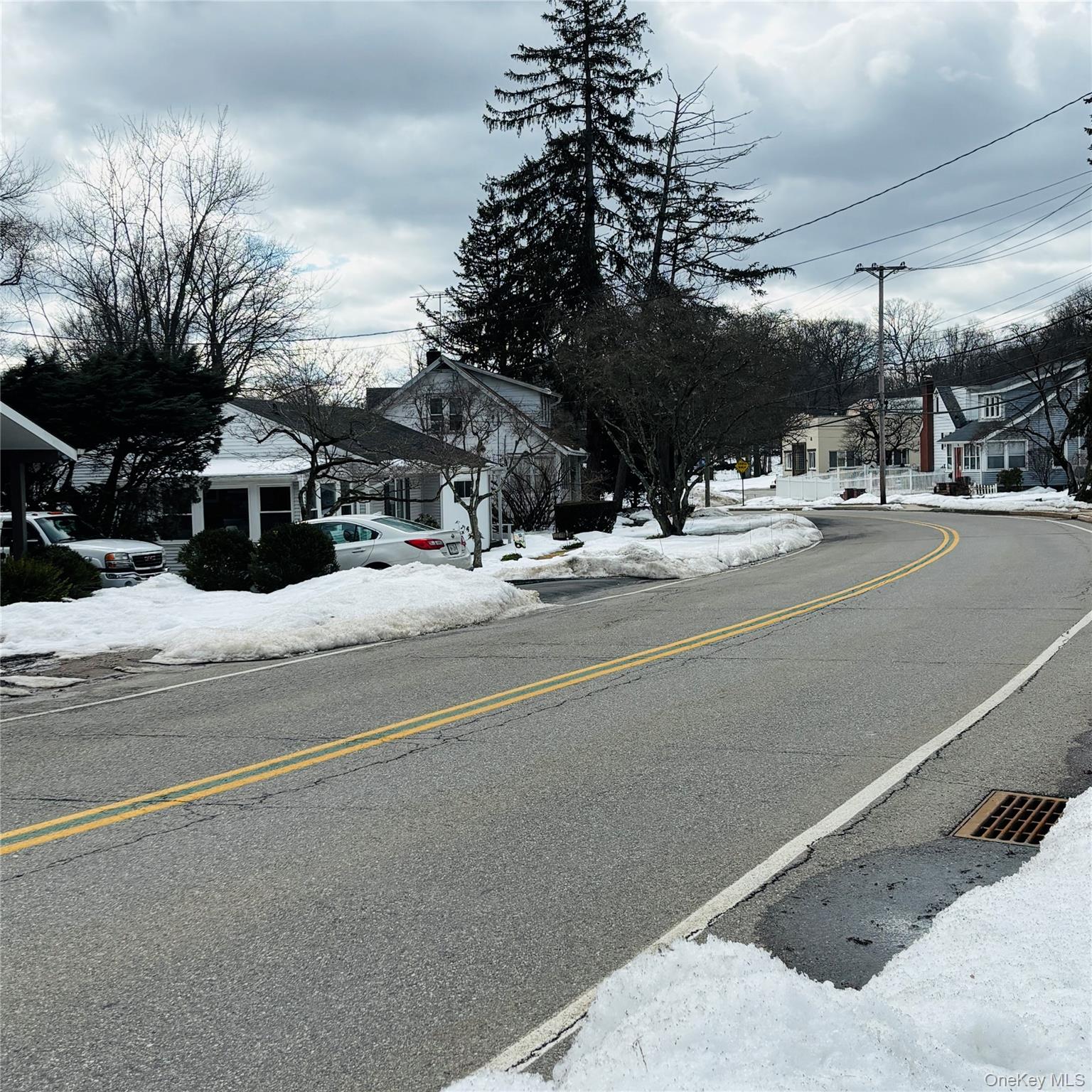 Between 229 And 231 Westchester Avenue Property Photo 6