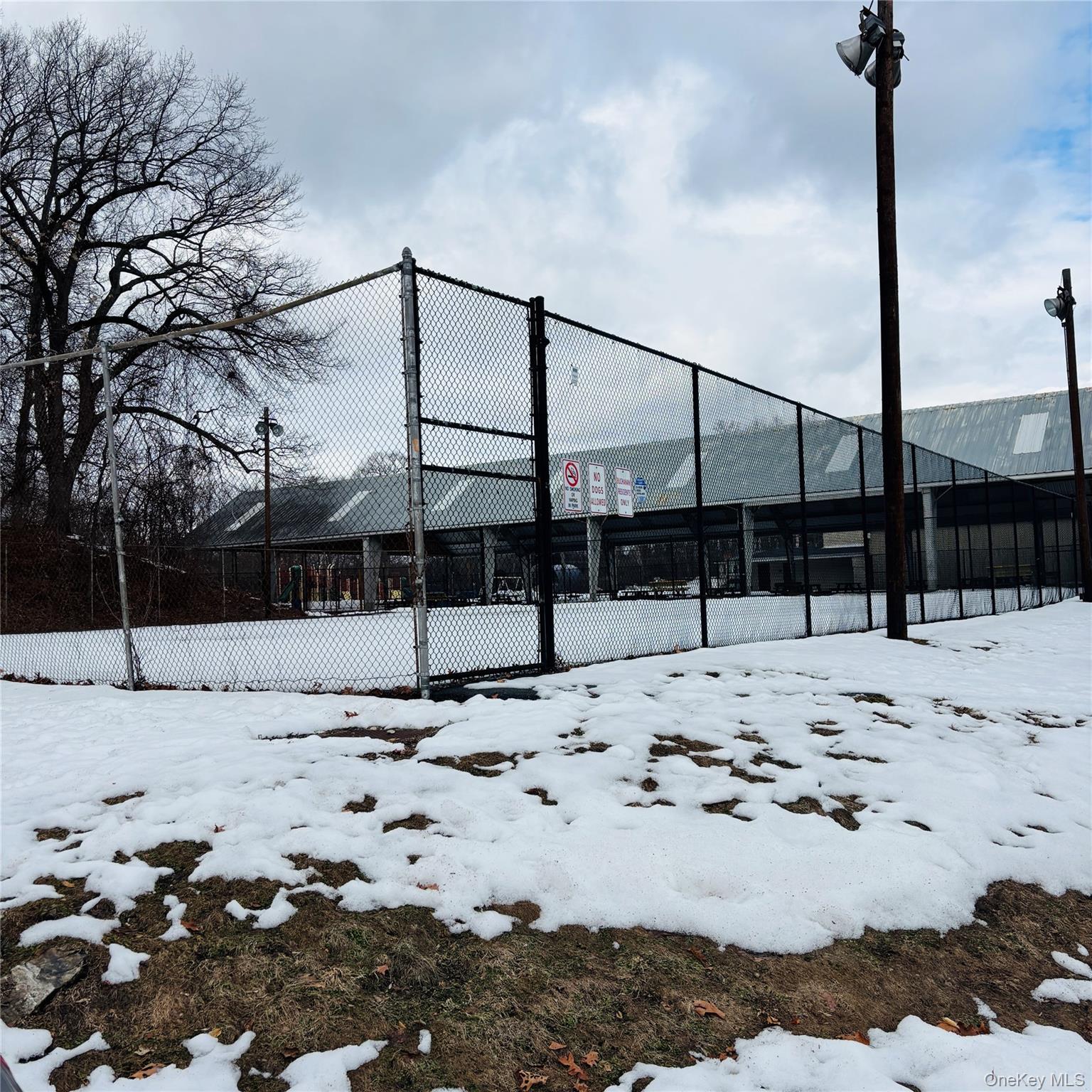 Between 229 And 231 Westchester Avenue Property Photo 10