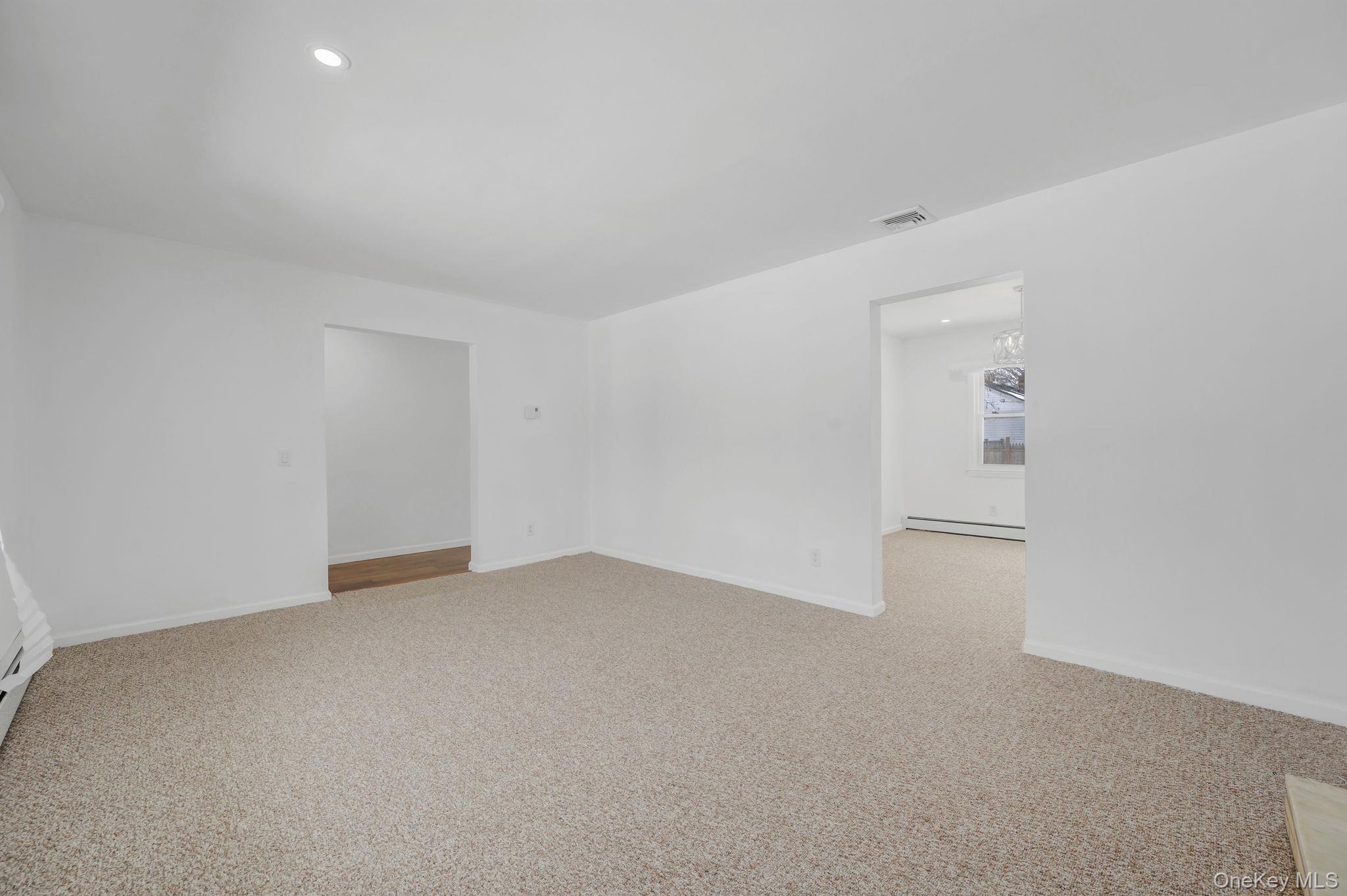 340 Westchester Avenue Property Photo 7