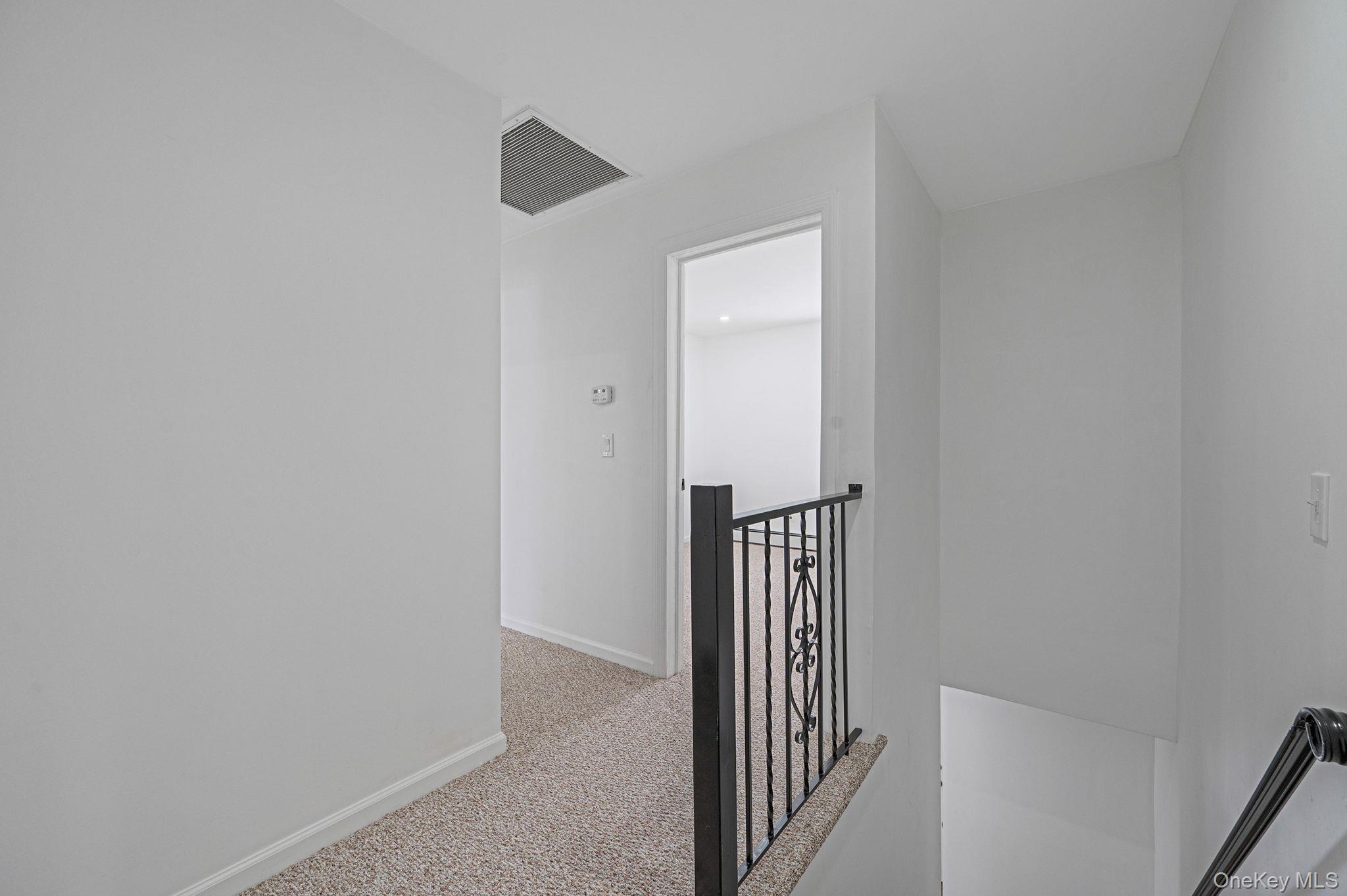340 Westchester Avenue Property Photo 23