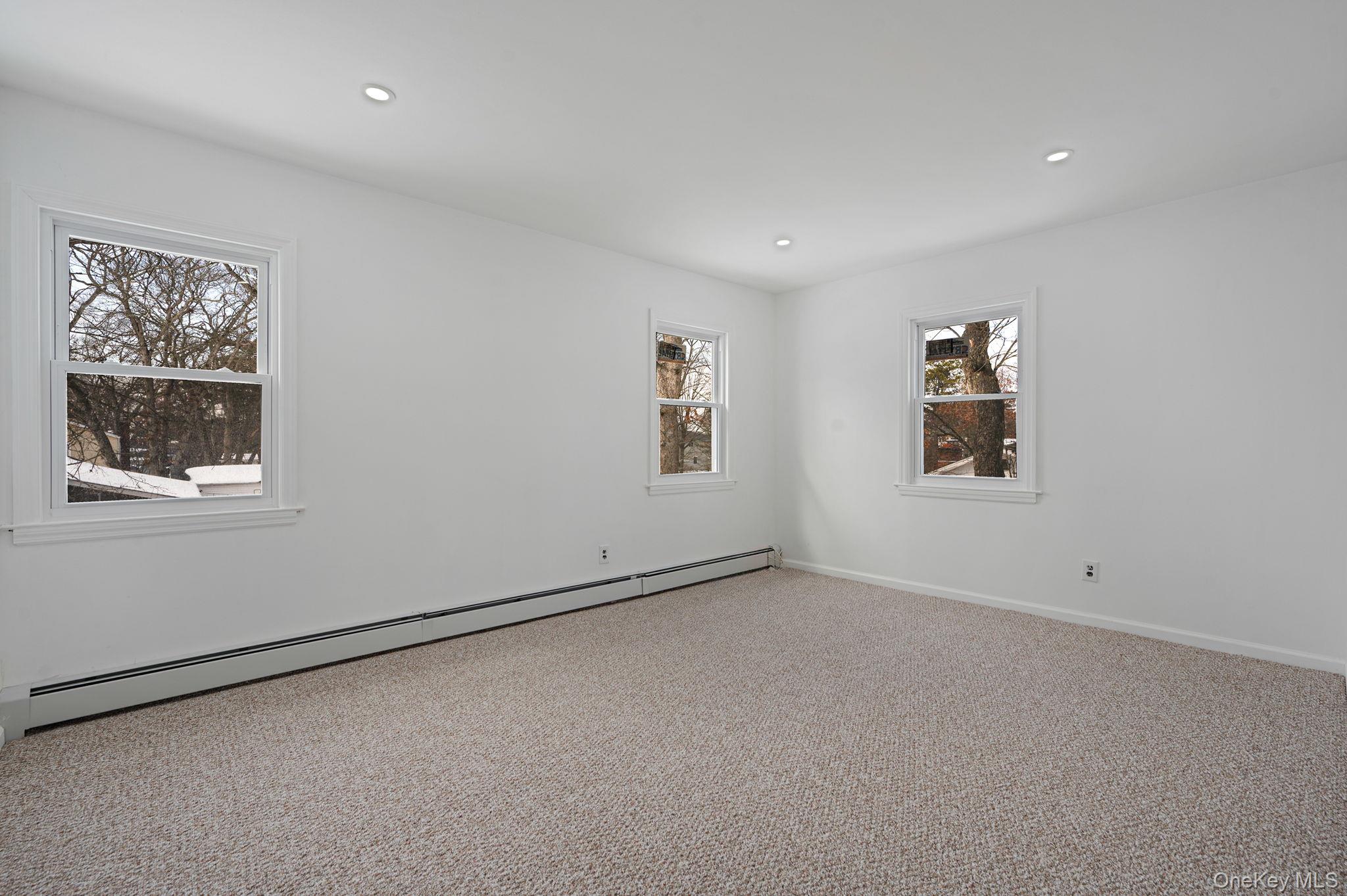 340 Westchester Avenue Property Photo 25