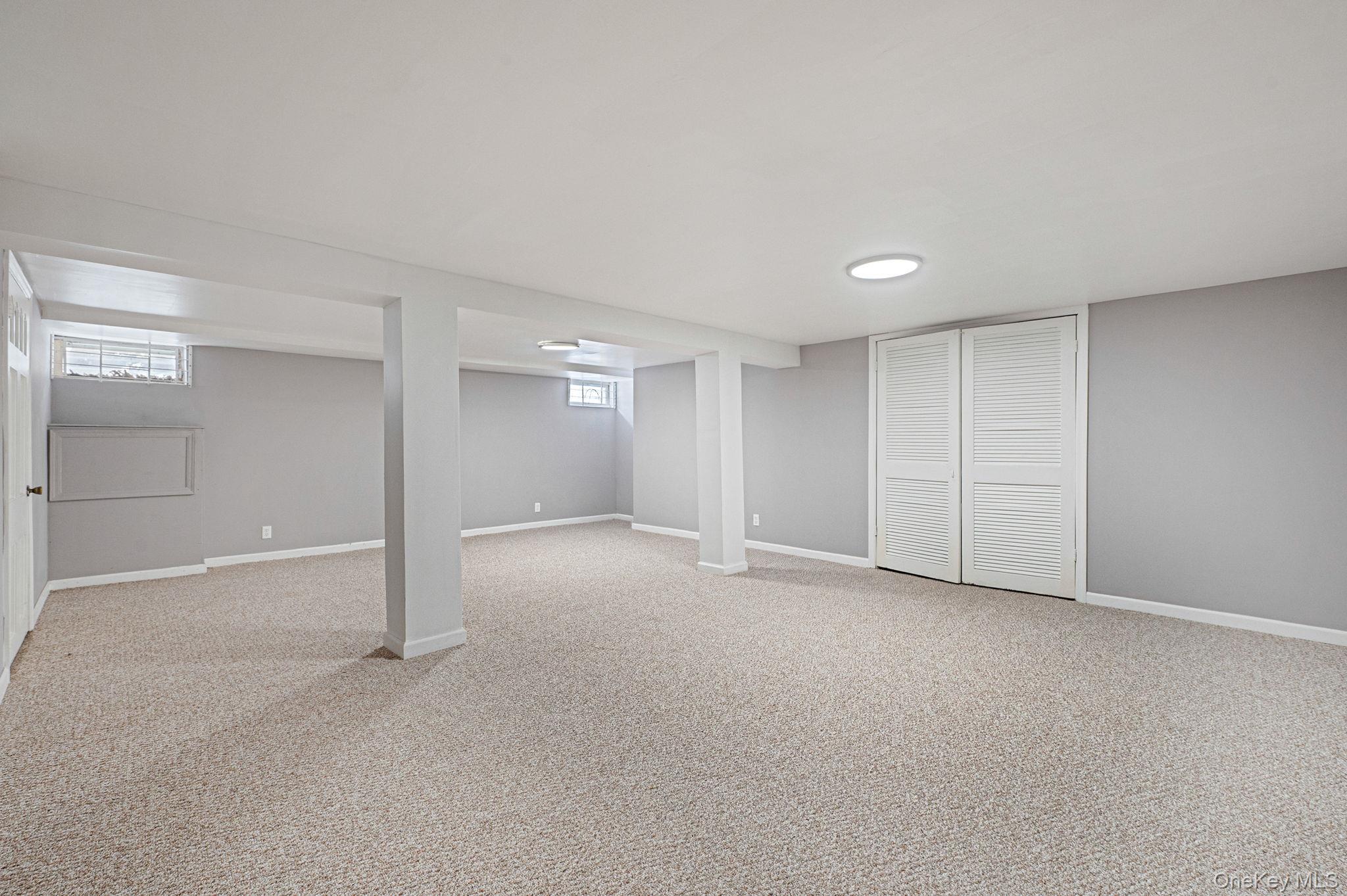 340 Westchester Avenue Property Photo 33