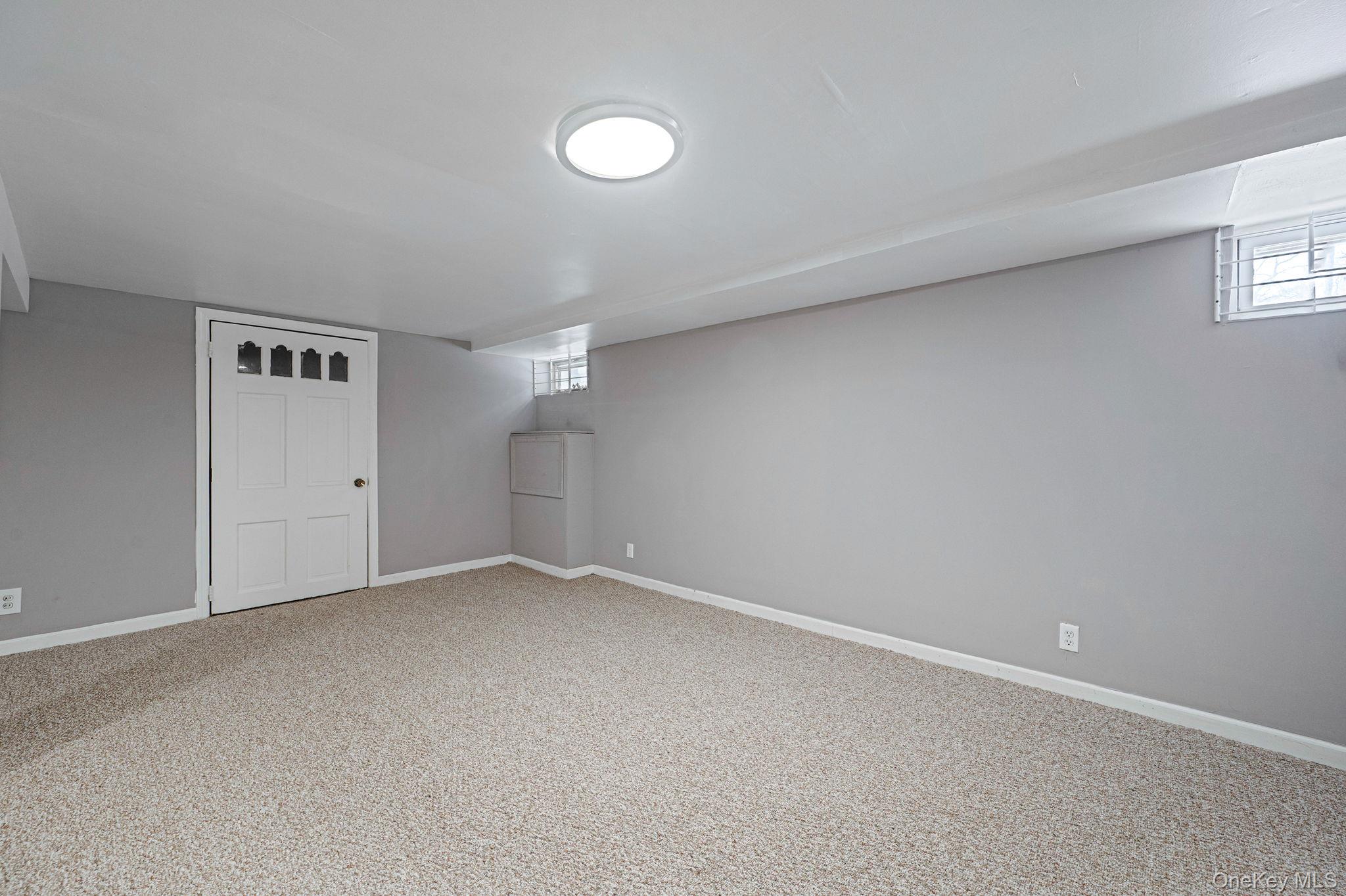 340 Westchester Avenue Property Photo 35
