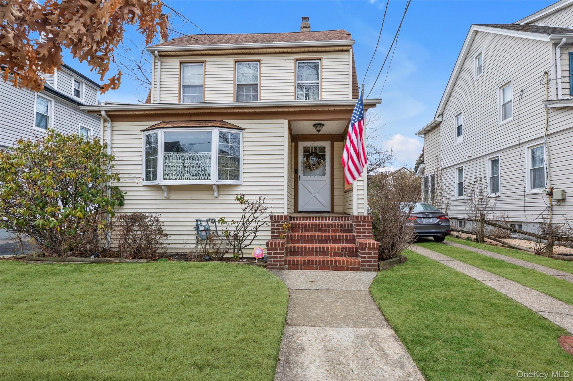 13 Everett Street Property Photo 1