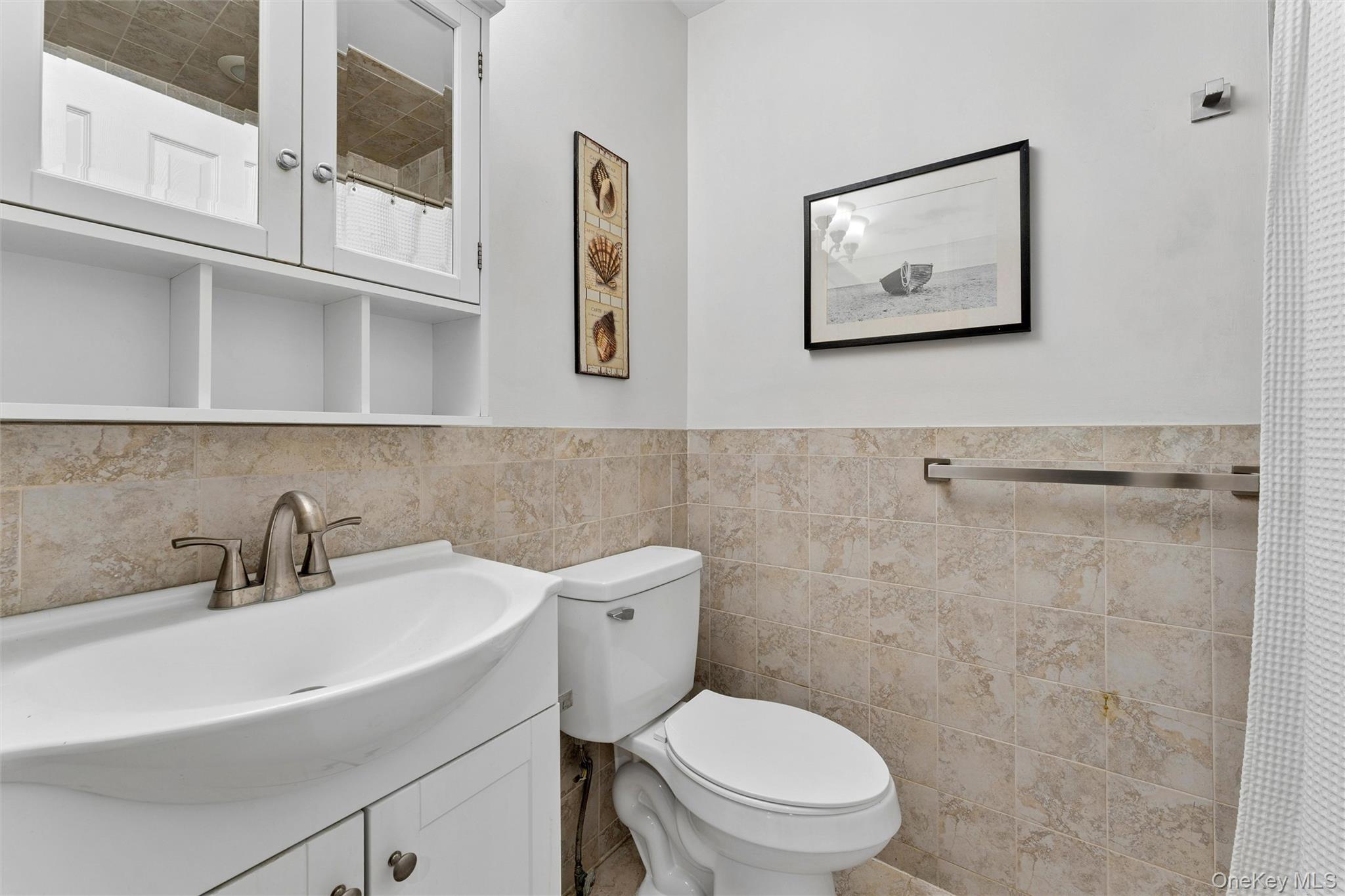 890 S Long Beach Avenue Property Photo 33