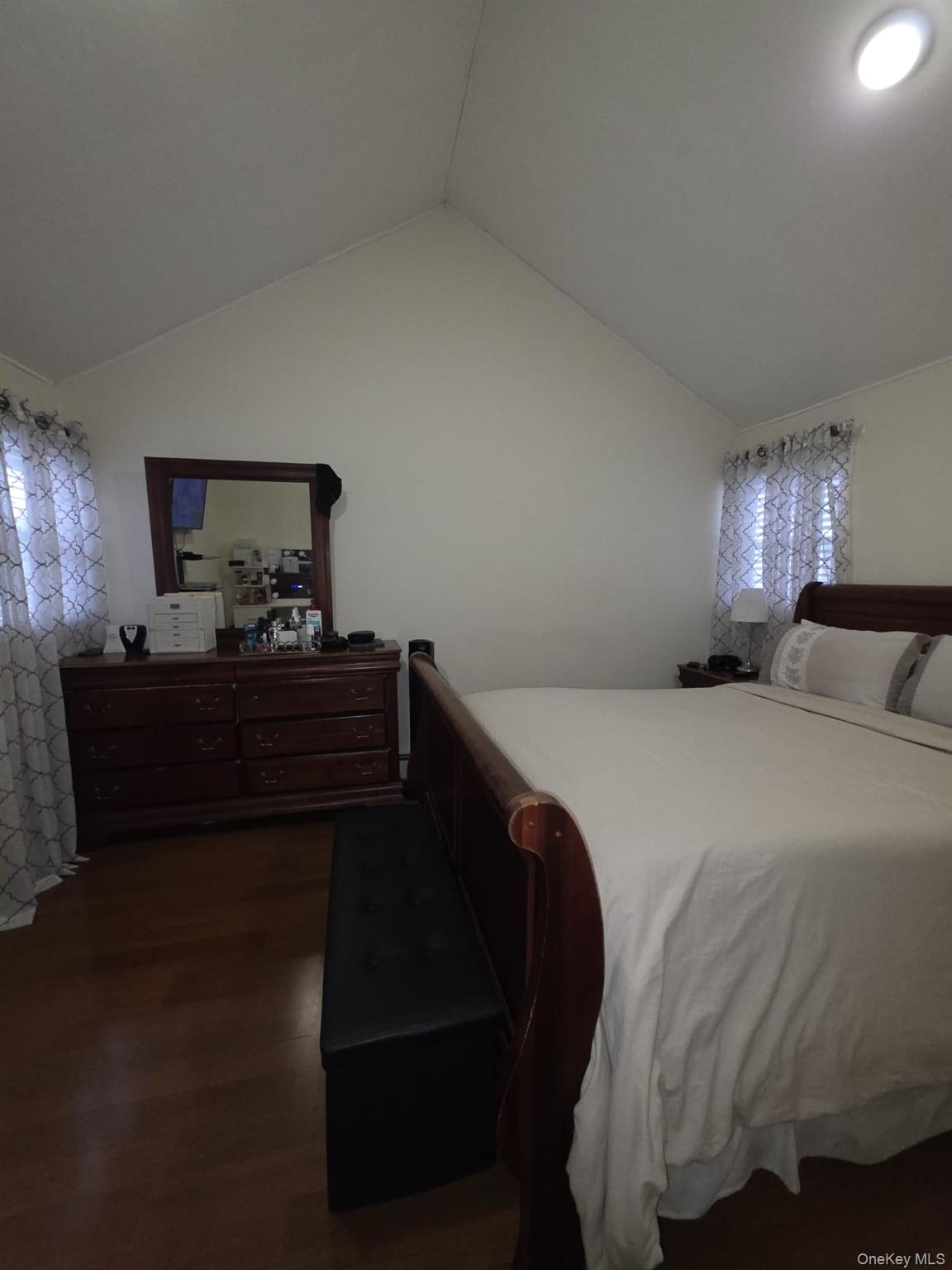 890 Clay Street Property Photo 7
