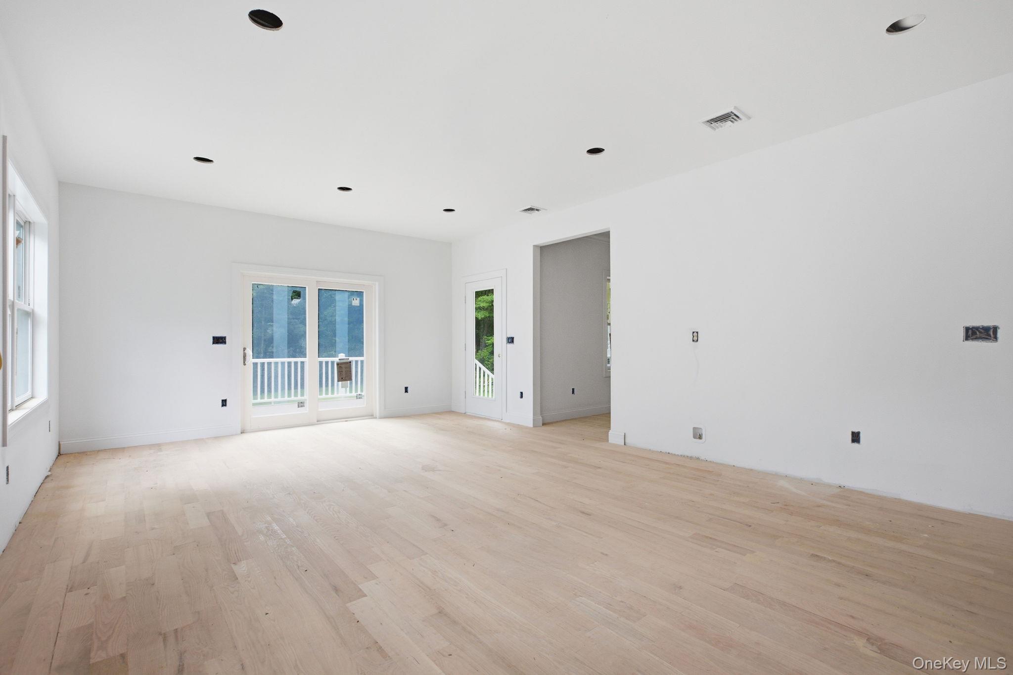 194 South Road Property Photo 10