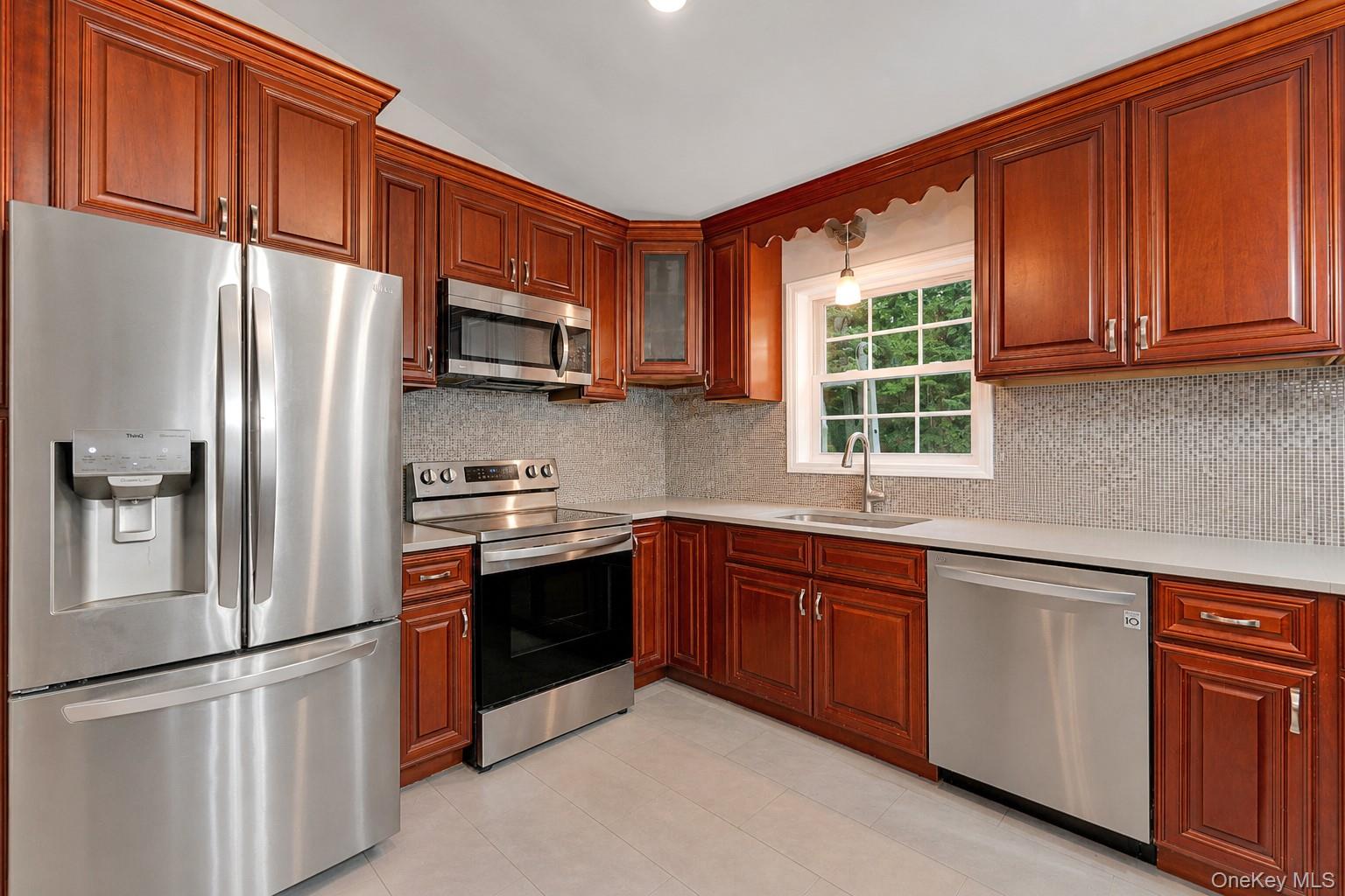 23 Hazelwood Road Property Photo 4