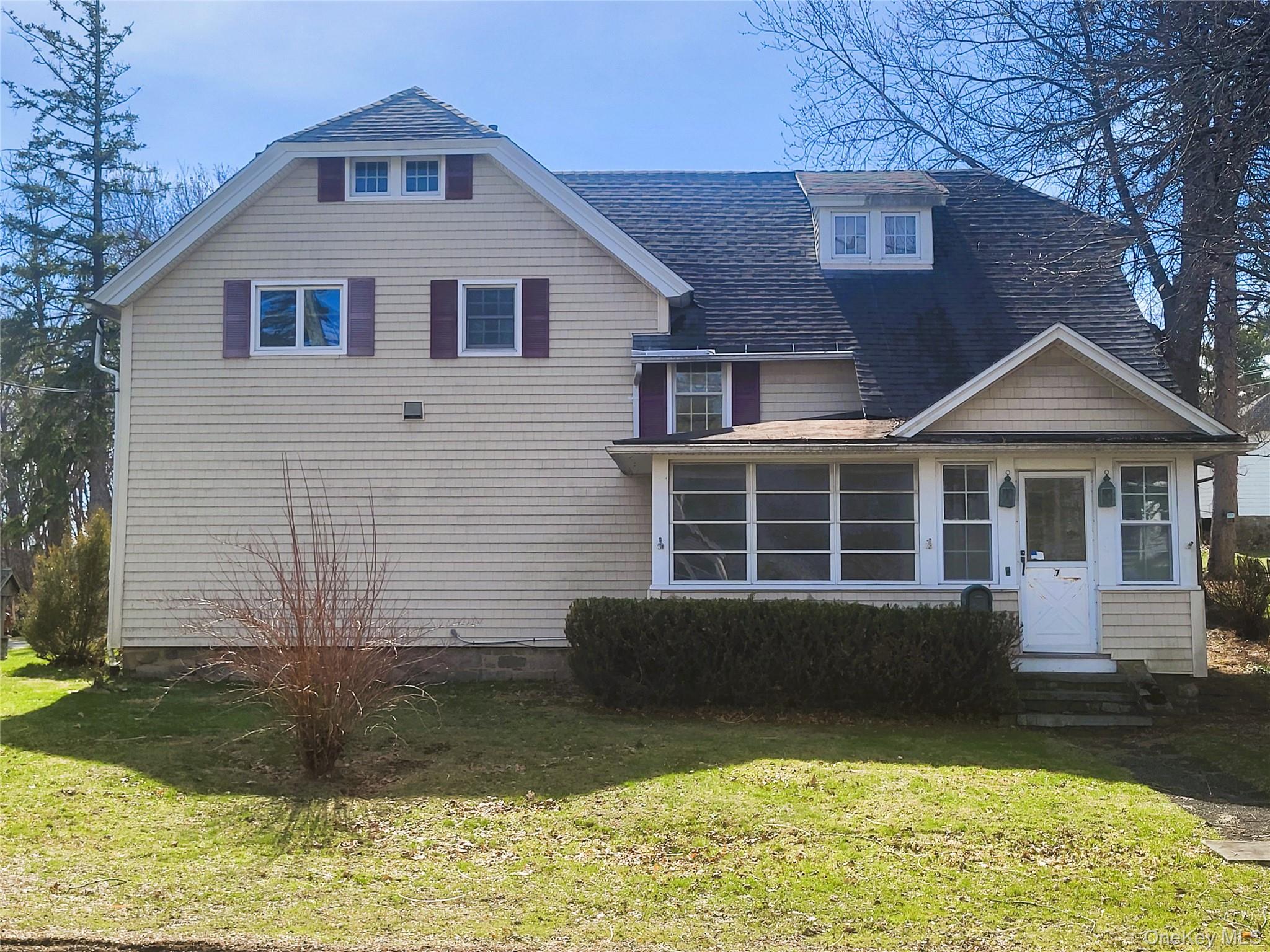 7 Hambletonian Avenue Property Photo 2