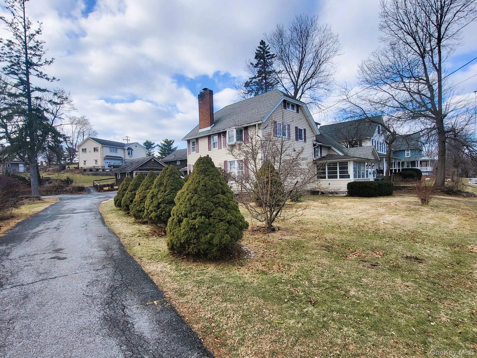 7 Hambletonian Avenue Property Photo 5
