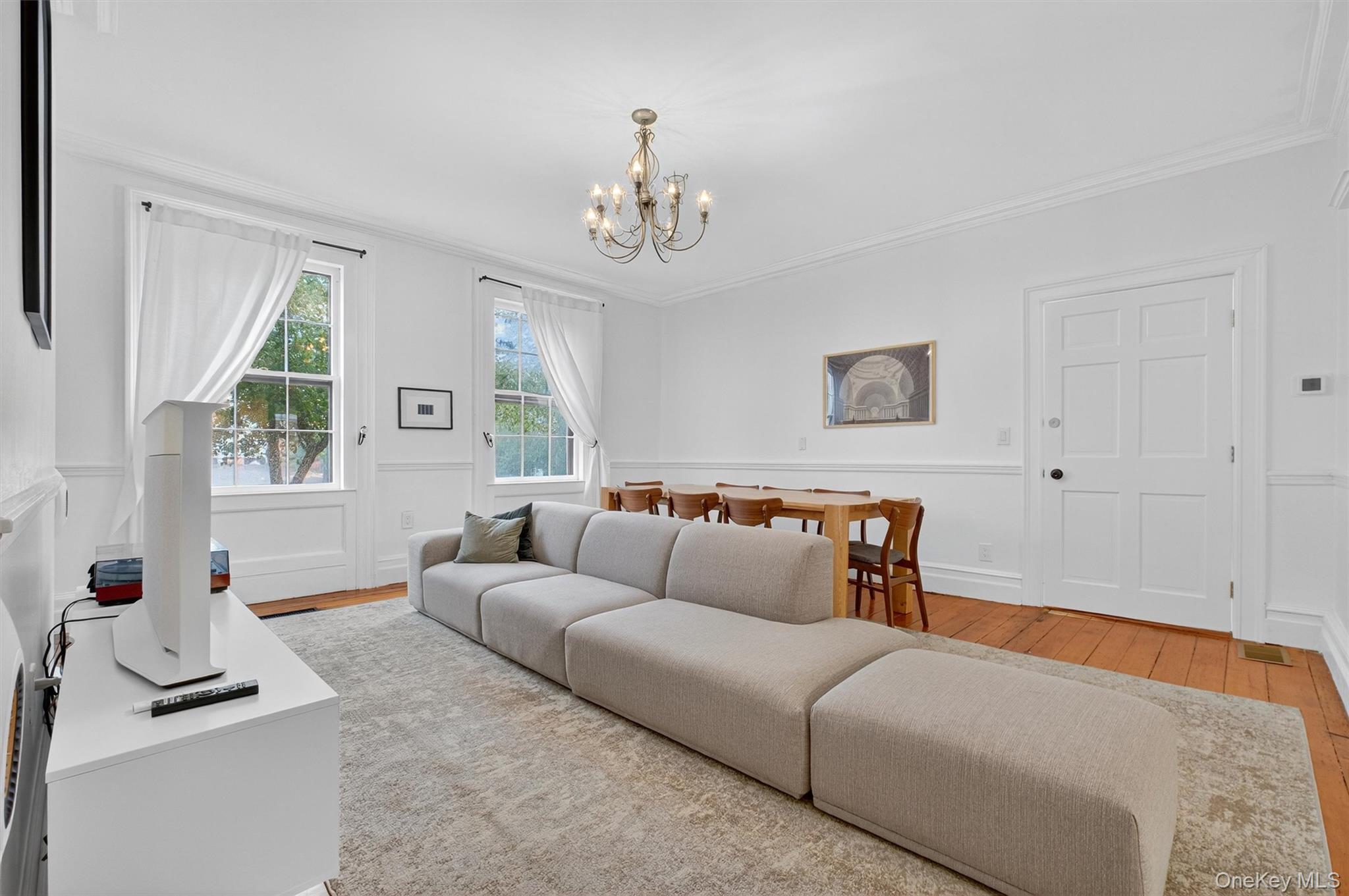 181 Union Street Property Photo 5