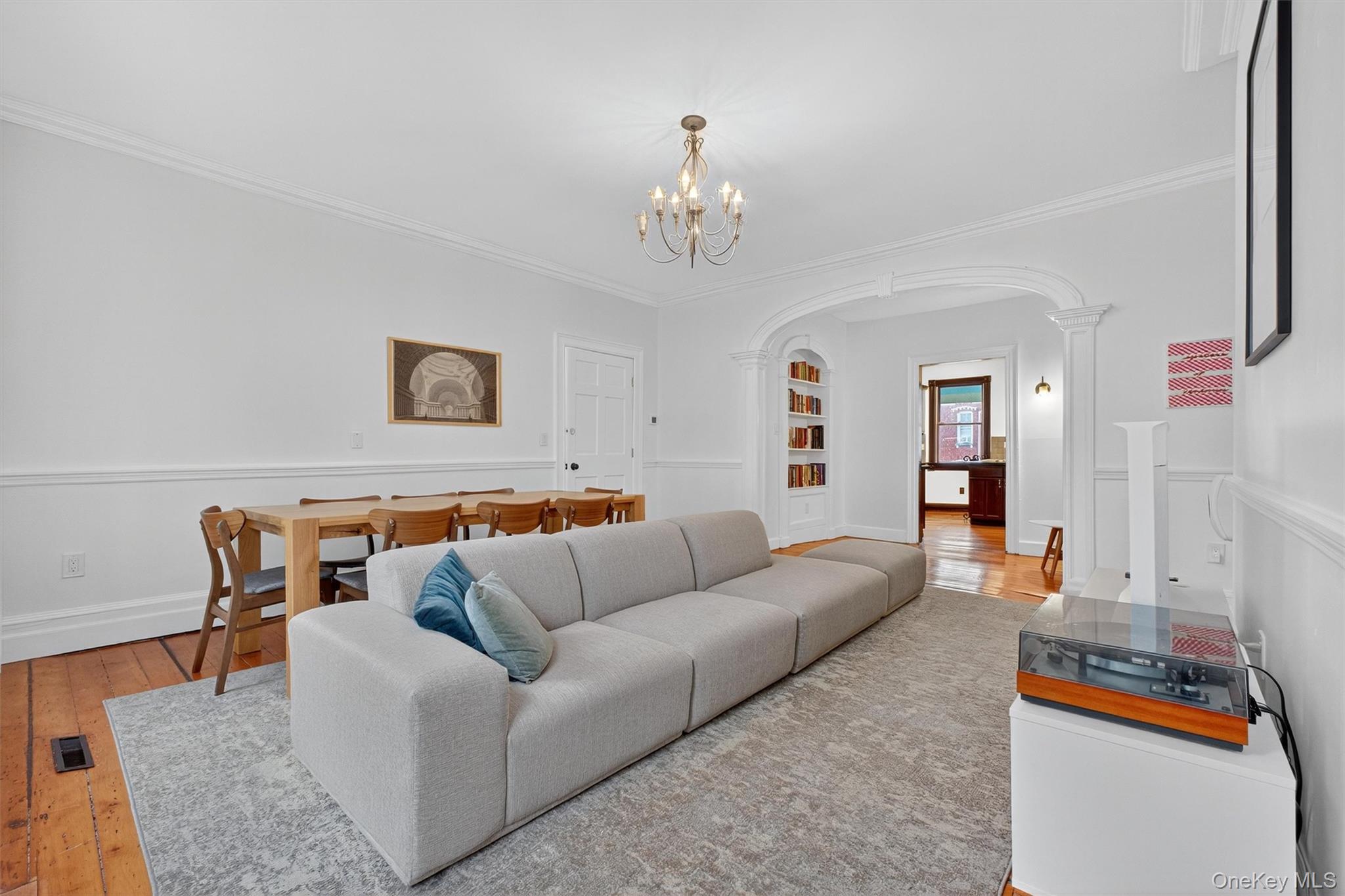 181 Union Street Property Photo 6