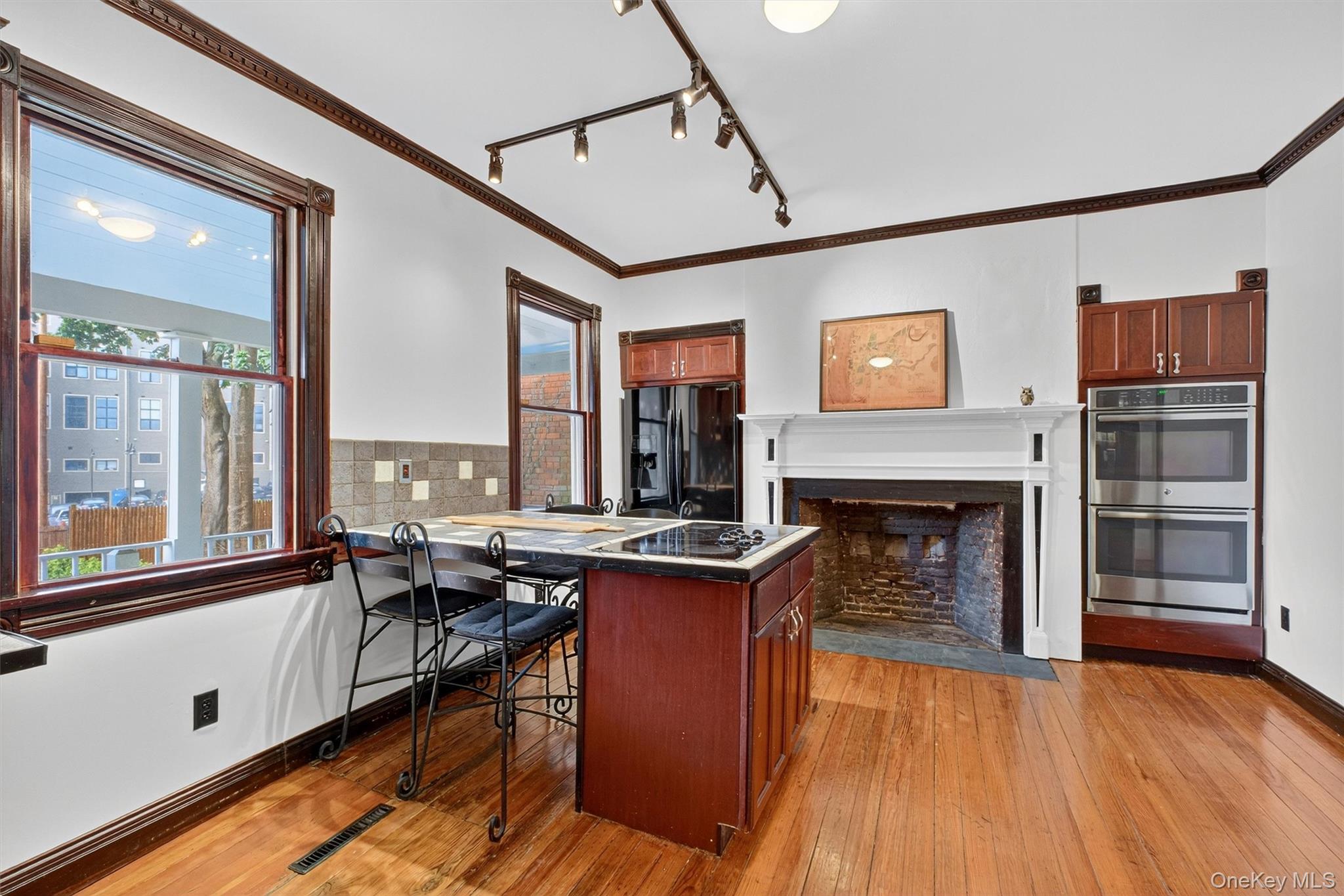181 Union Street Property Photo 10