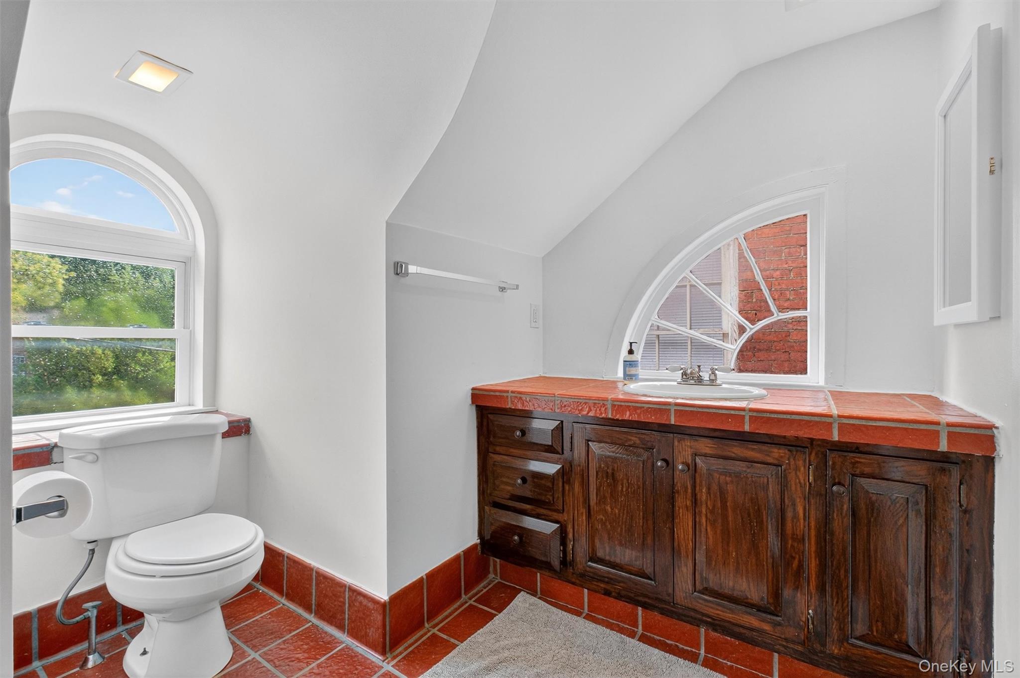 181 Union Street Property Photo 27