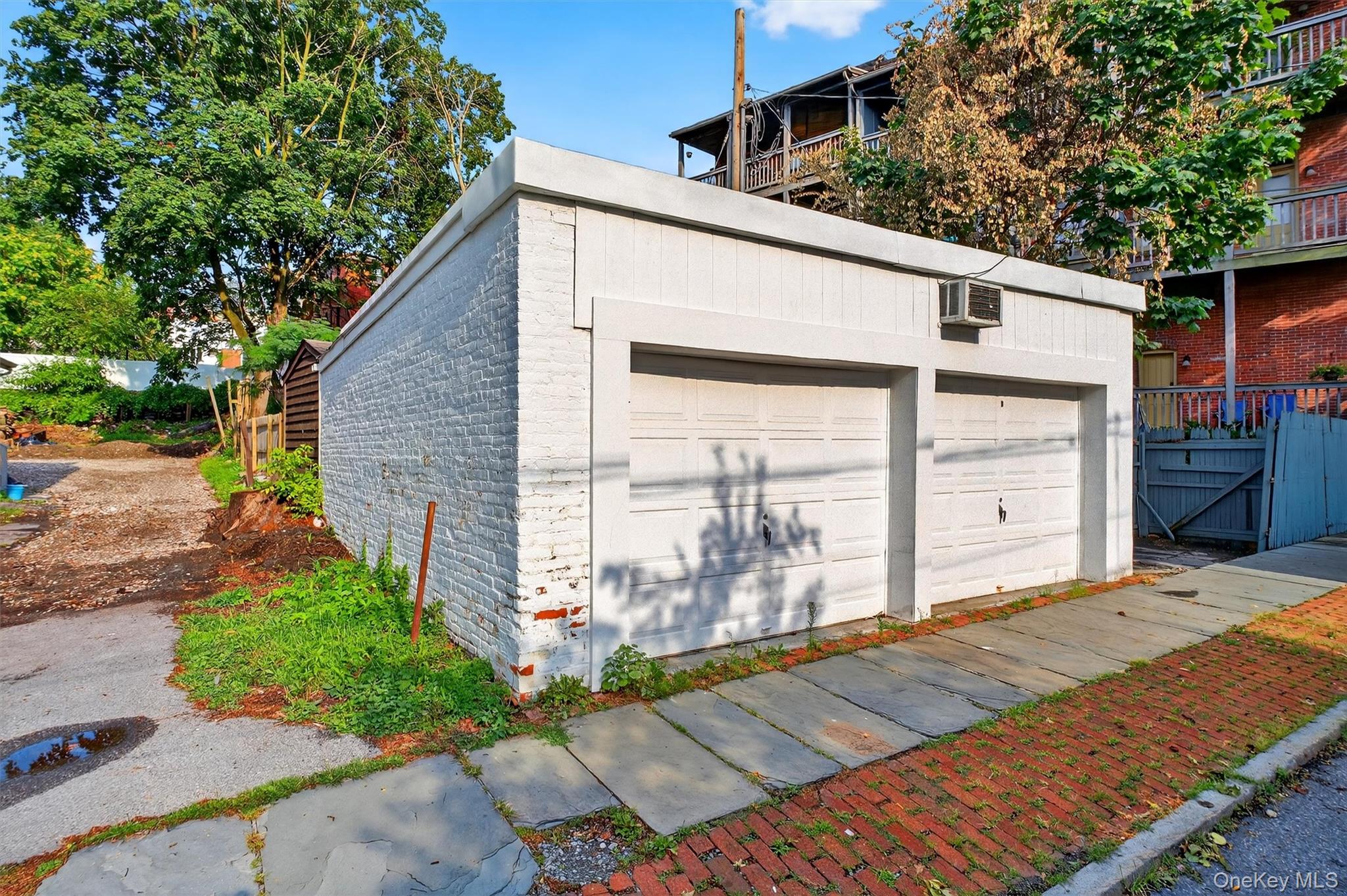 181 Union Street Property Photo 39