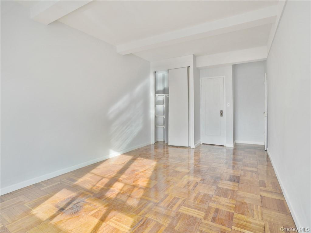 1561 Metropolitan Avenue 5a Property Photo 2