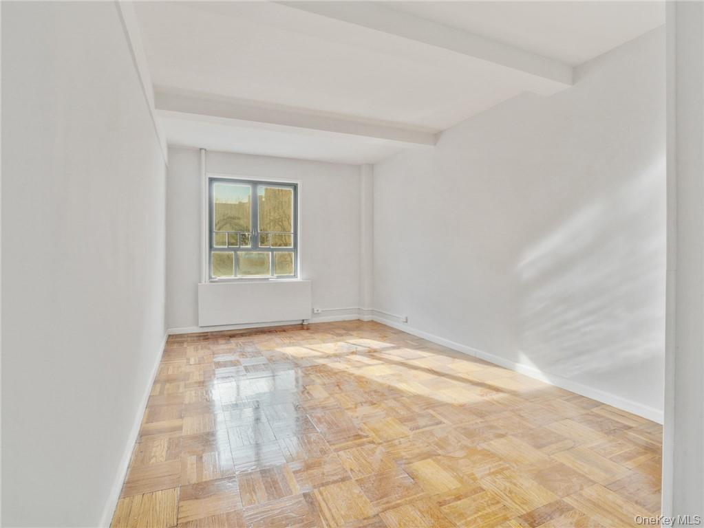 1561 Metropolitan Avenue 5a Property Photo 4