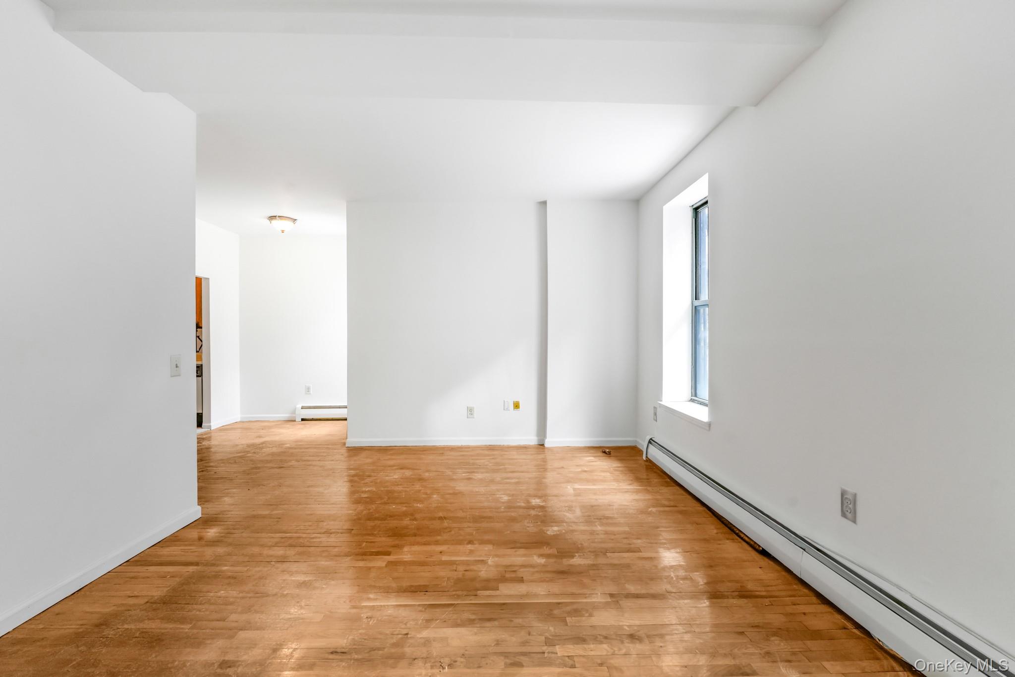 472 Bainbridge Street 1b Property Photo 16
