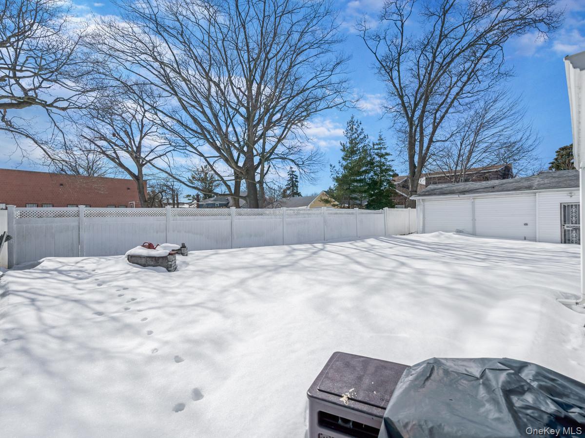 2721 Coldspring Road Property Photo 21