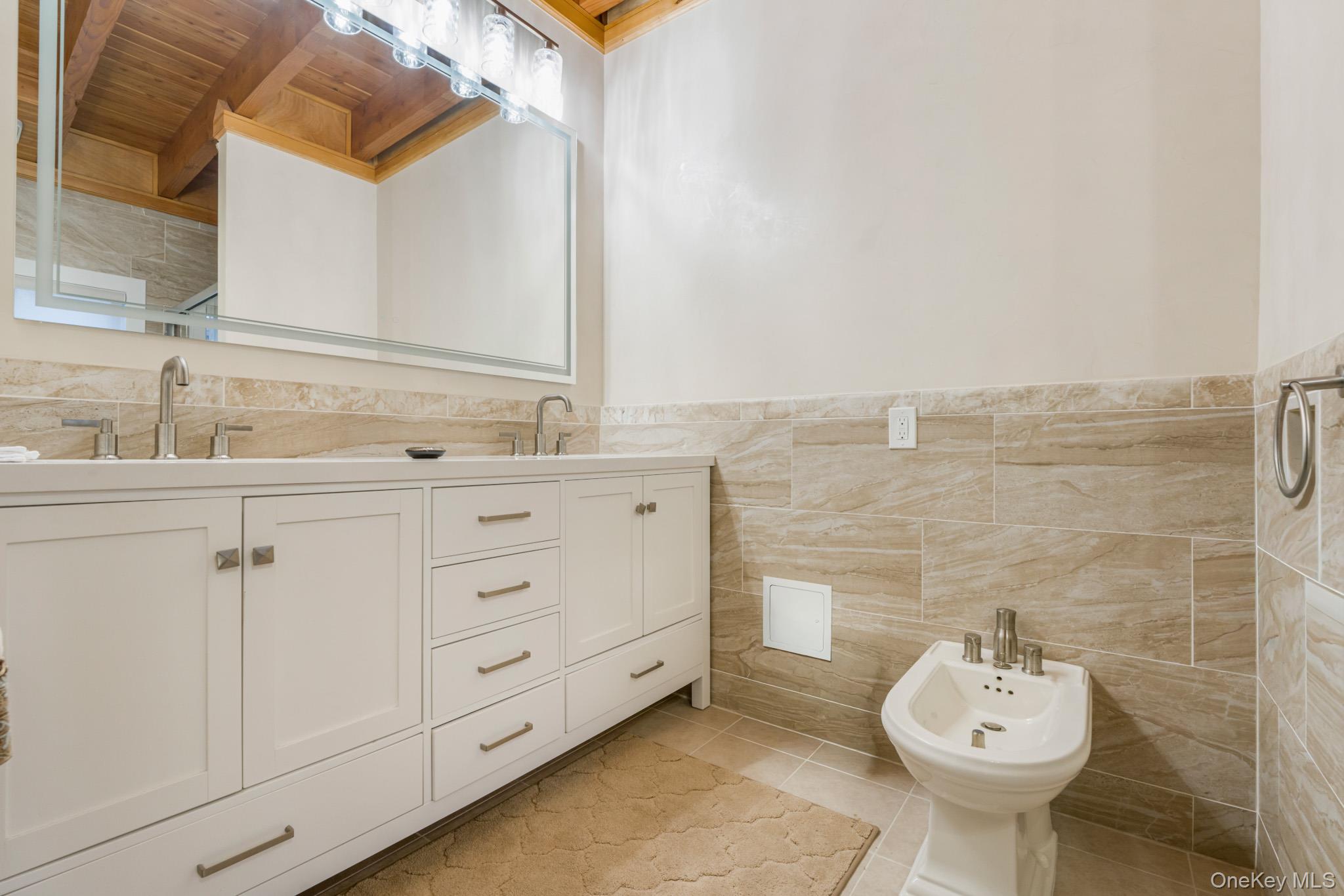 6372 74th Street Property Photo 15