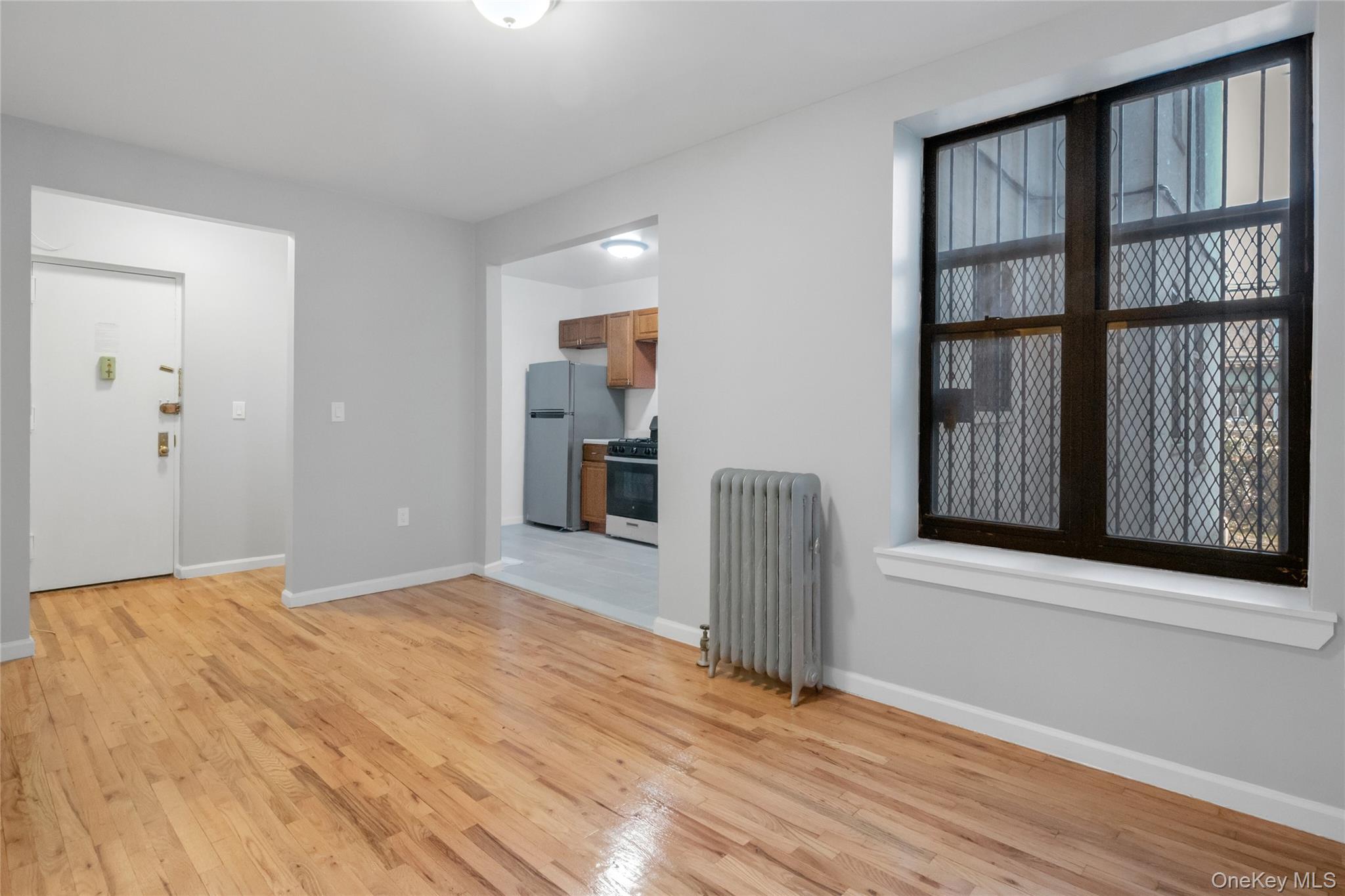 2410 Davidson Avenue B5 Property Photo 2