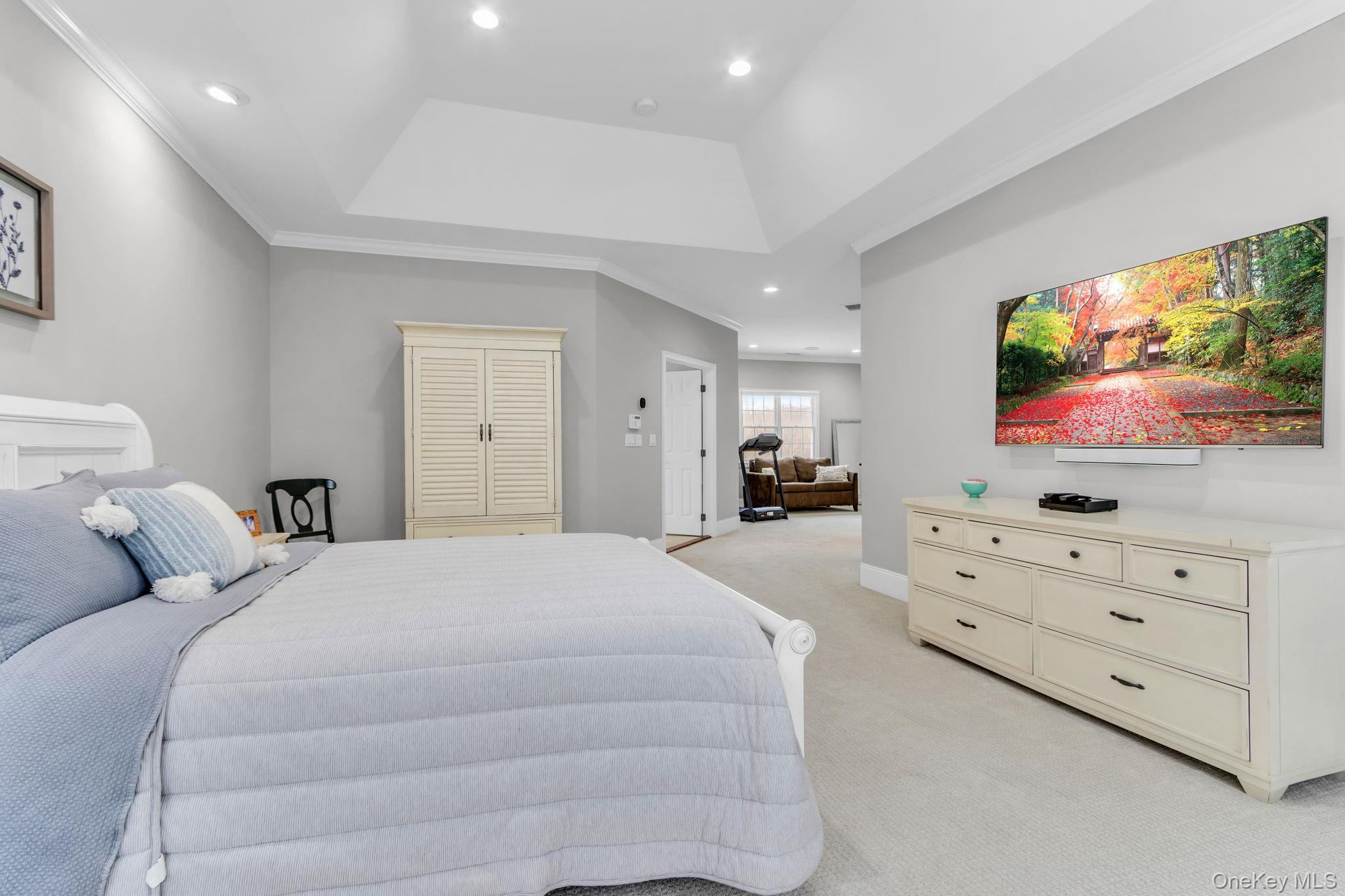 19 Sassinoro Boulevard Property Photo 22