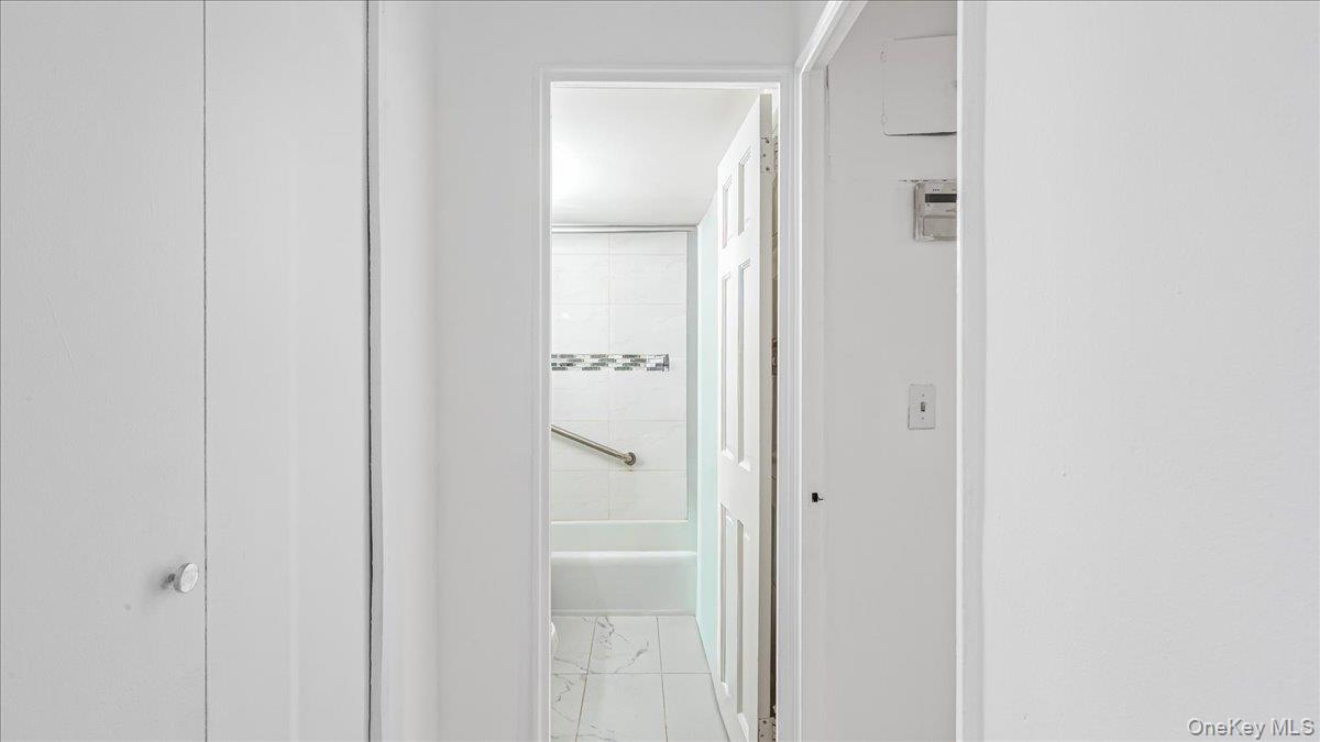 61-35 98th St 7g Property Photo 6