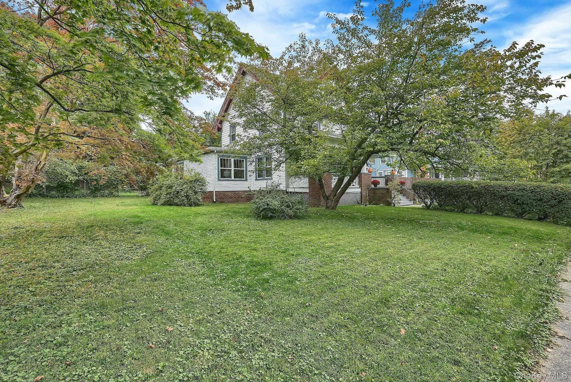 105 Hooker Avenue Property Photo 4
