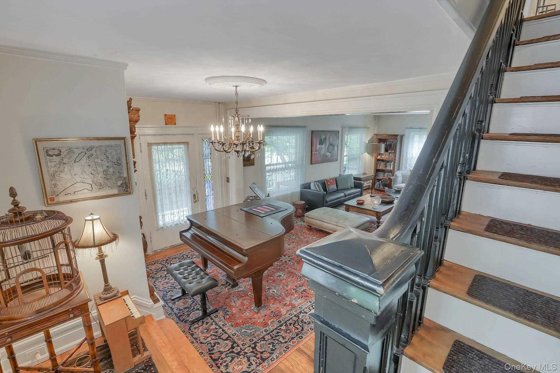 105 Hooker Avenue Property Photo 19