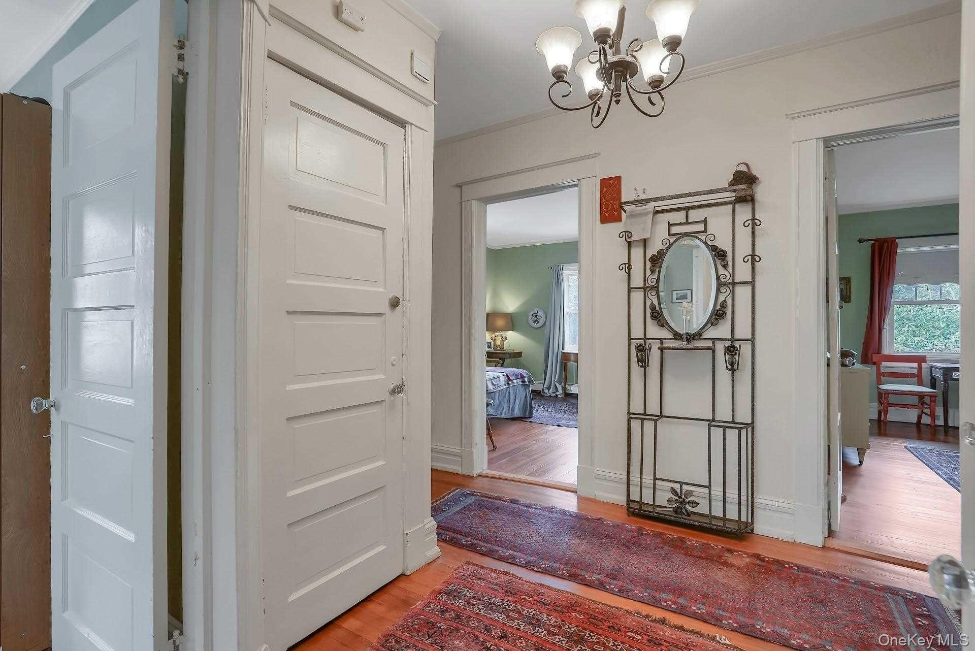 105 Hooker Avenue Property Photo 24