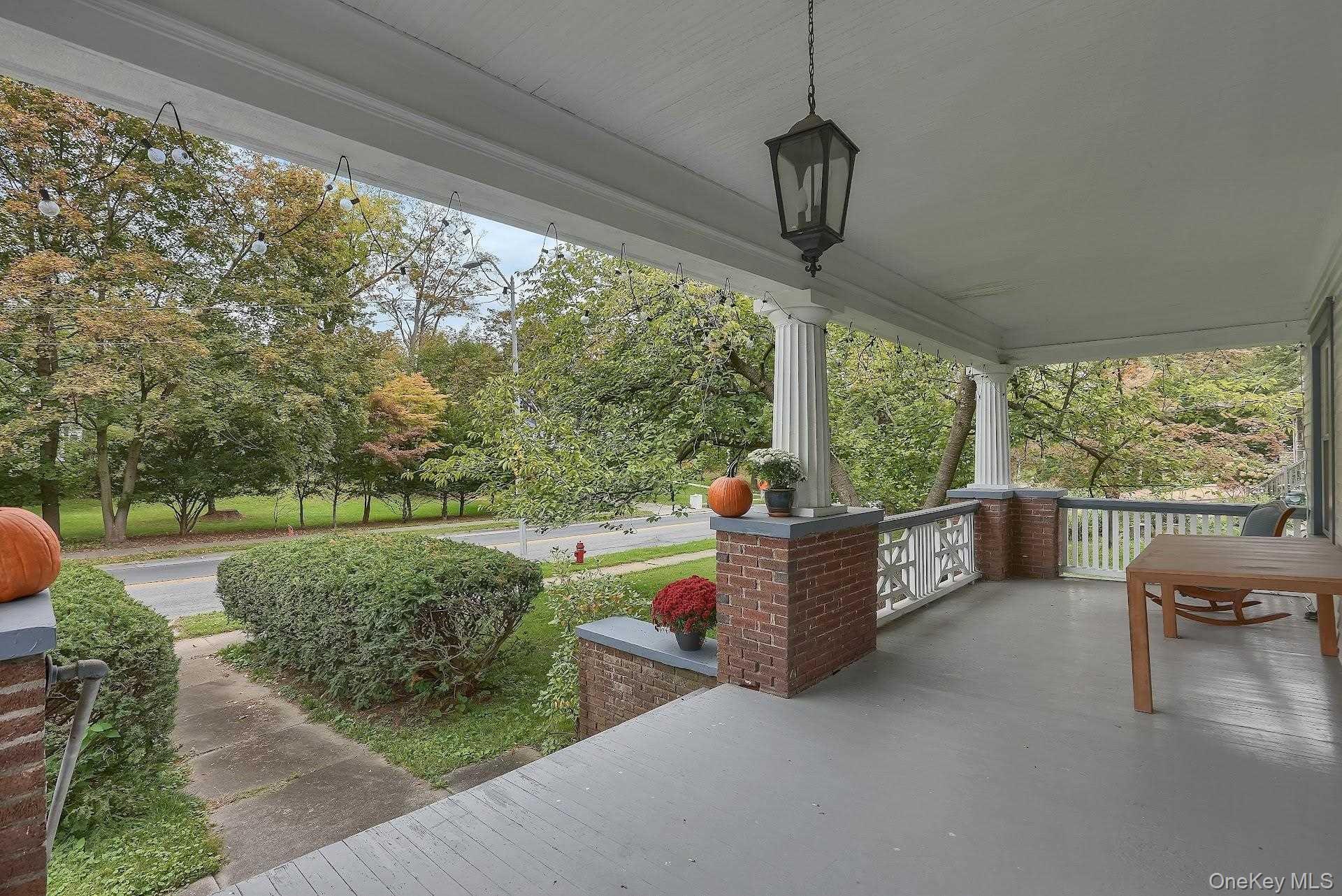 105 Hooker Avenue Property Photo 31