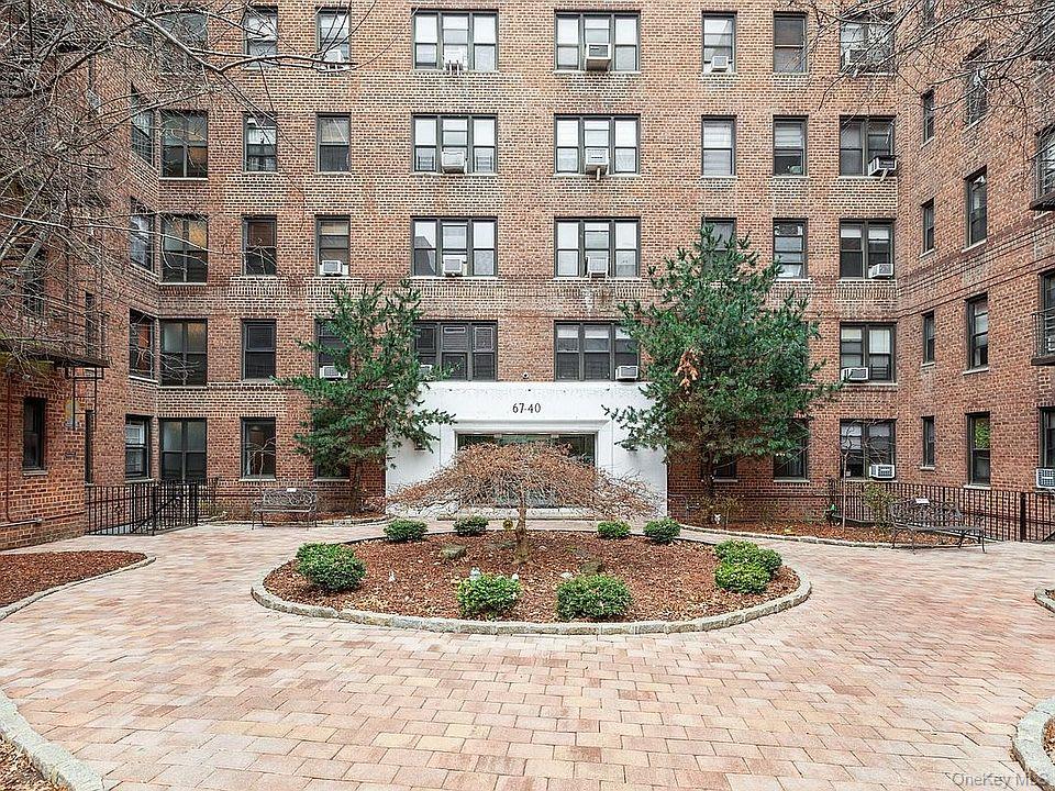 67-40 Yellowstone Boulevard 2E Property Photo 1