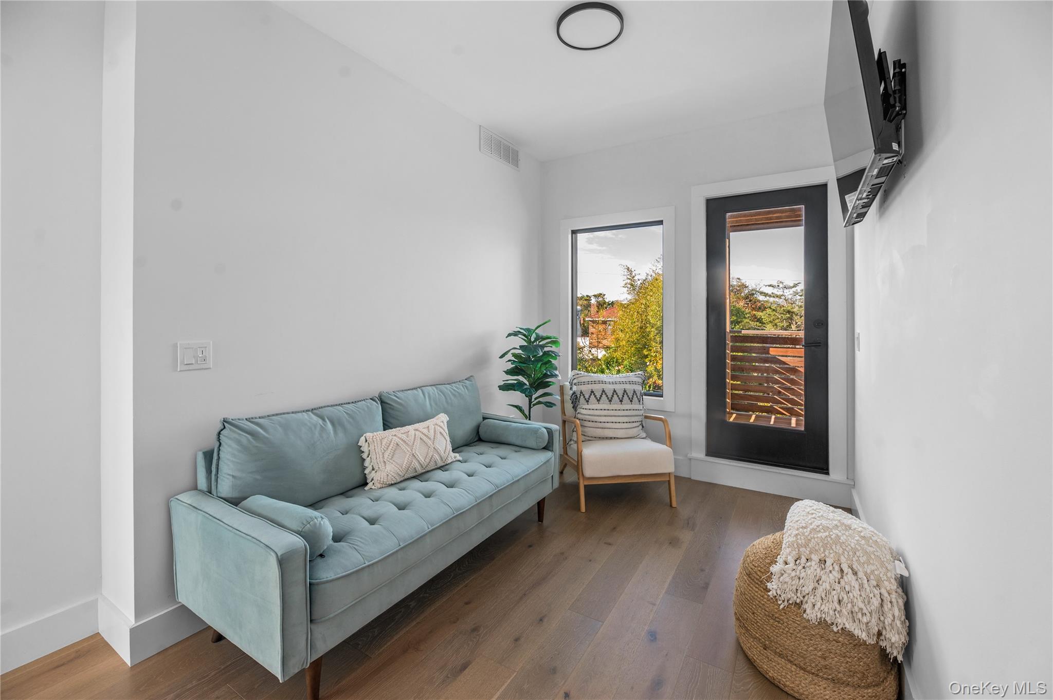 31 Atlantic Avenue Property Photo 17