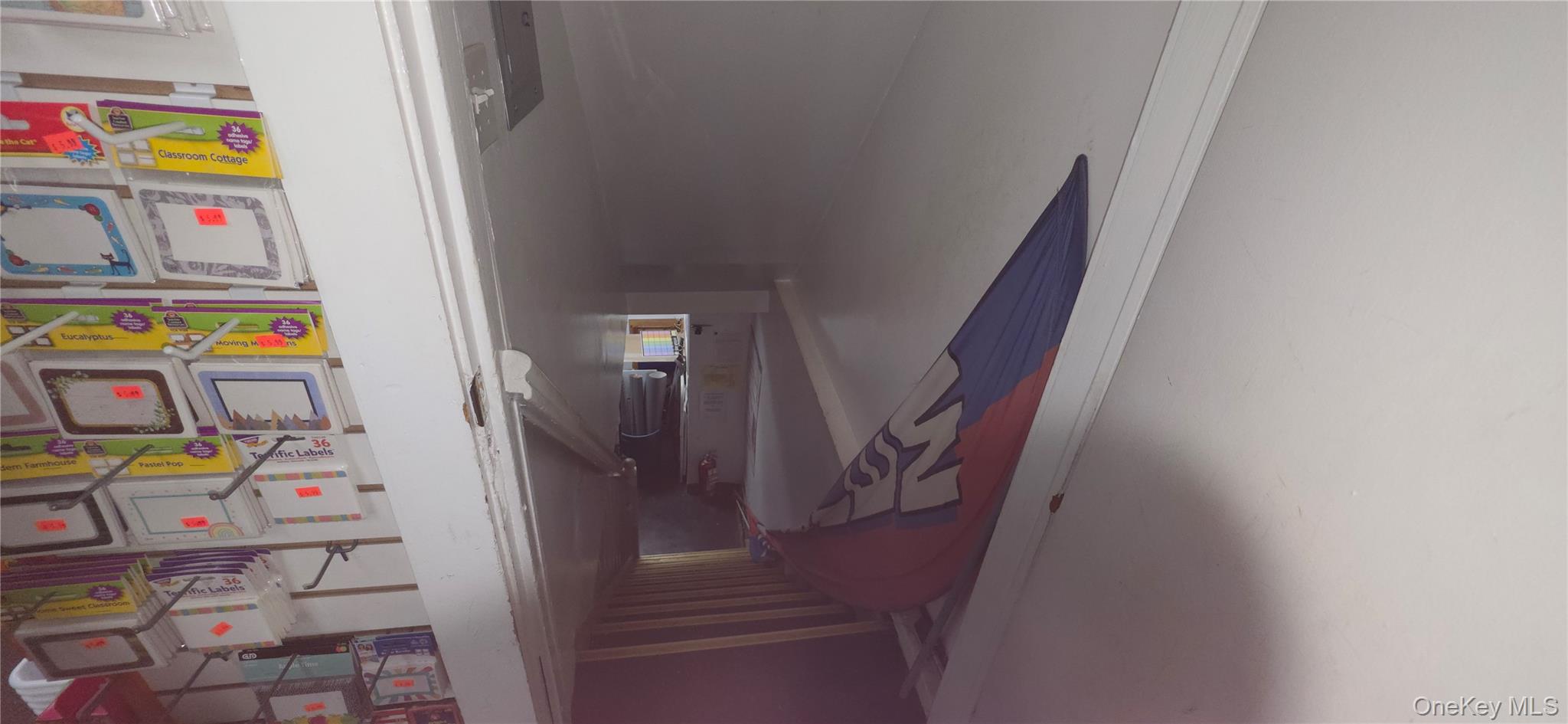 65-12 Myrtle Avenue Property Photo 6