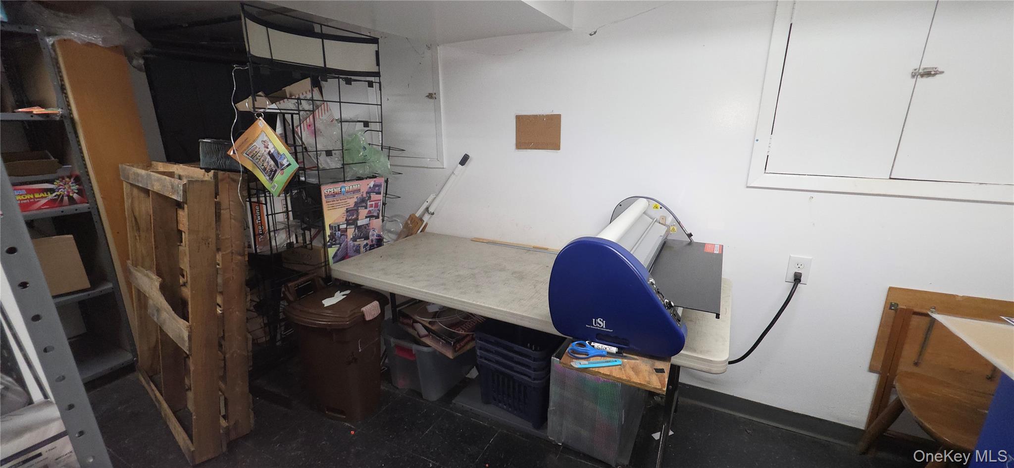 65-12 Myrtle Avenue Property Photo 15