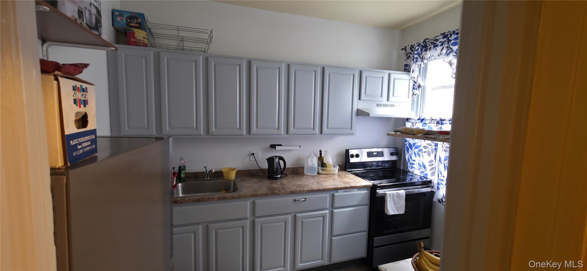 65-12 Myrtle Avenue Property Photo 17