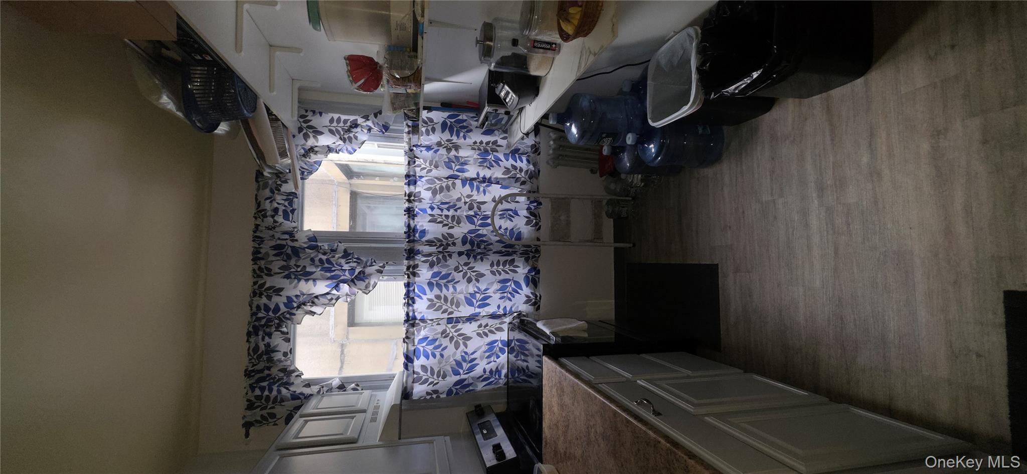 65-12 Myrtle Avenue Property Photo 18
