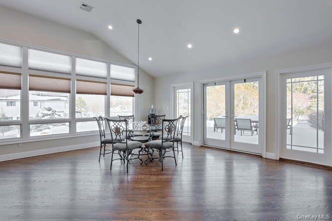 89 Spook Rock Road Property Photo 10