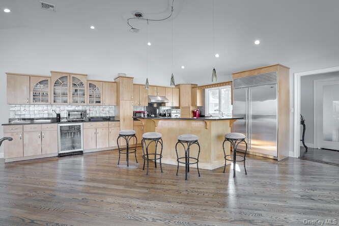 89 Spook Rock Road Property Photo 12