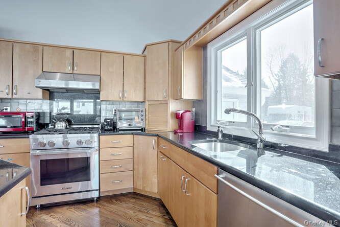 89 Spook Rock Road Property Photo 14