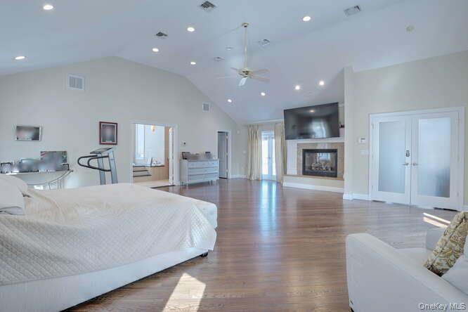 89 Spook Rock Road Property Photo 17