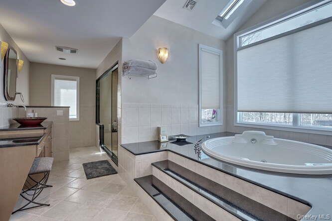 89 Spook Rock Road Property Photo 19
