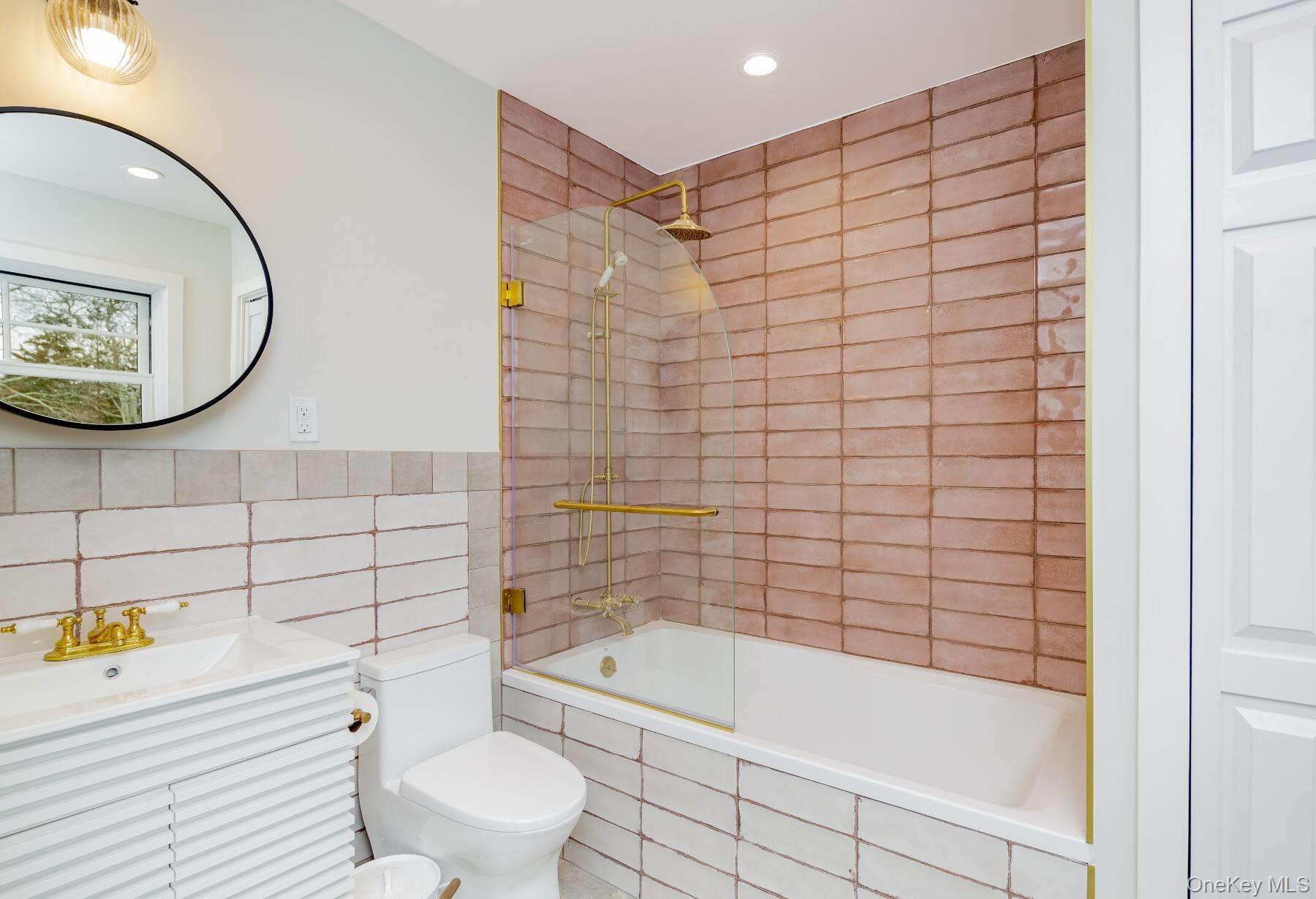 9 Helens Lane Property Photo 15