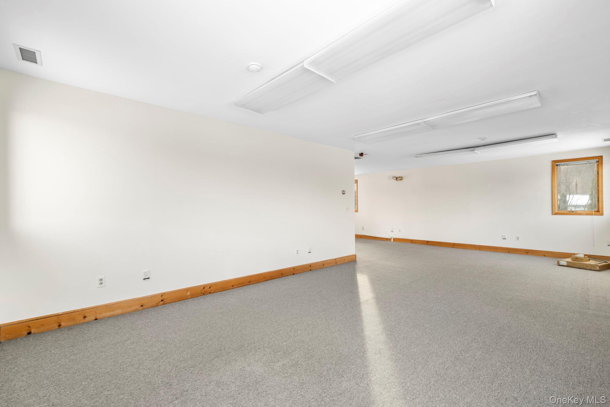 7 Stokum Lane Property Photo 8