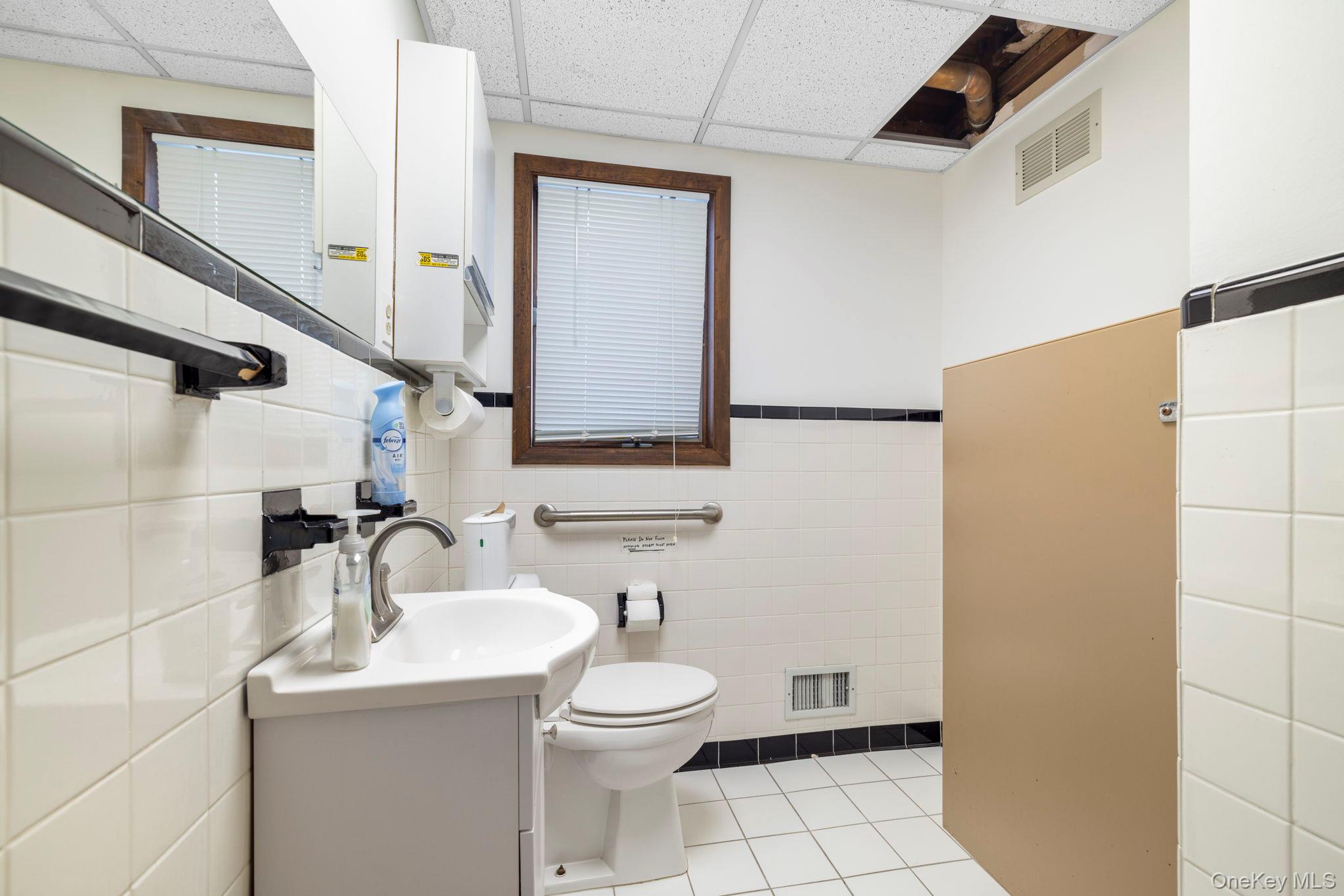 7 Stokum Lane Property Photo 12