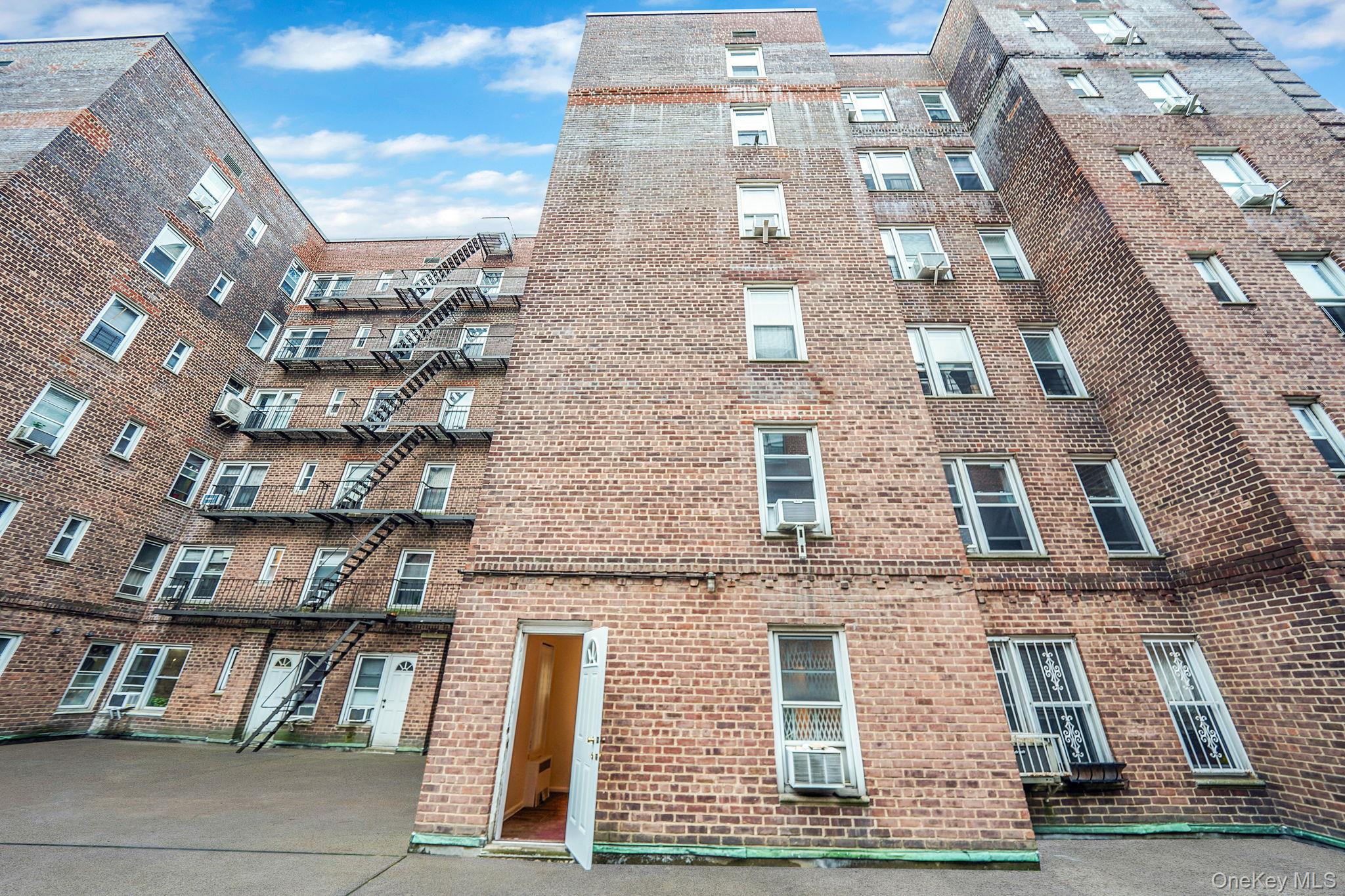 35-40 75th Street 1b Property Photo 8
